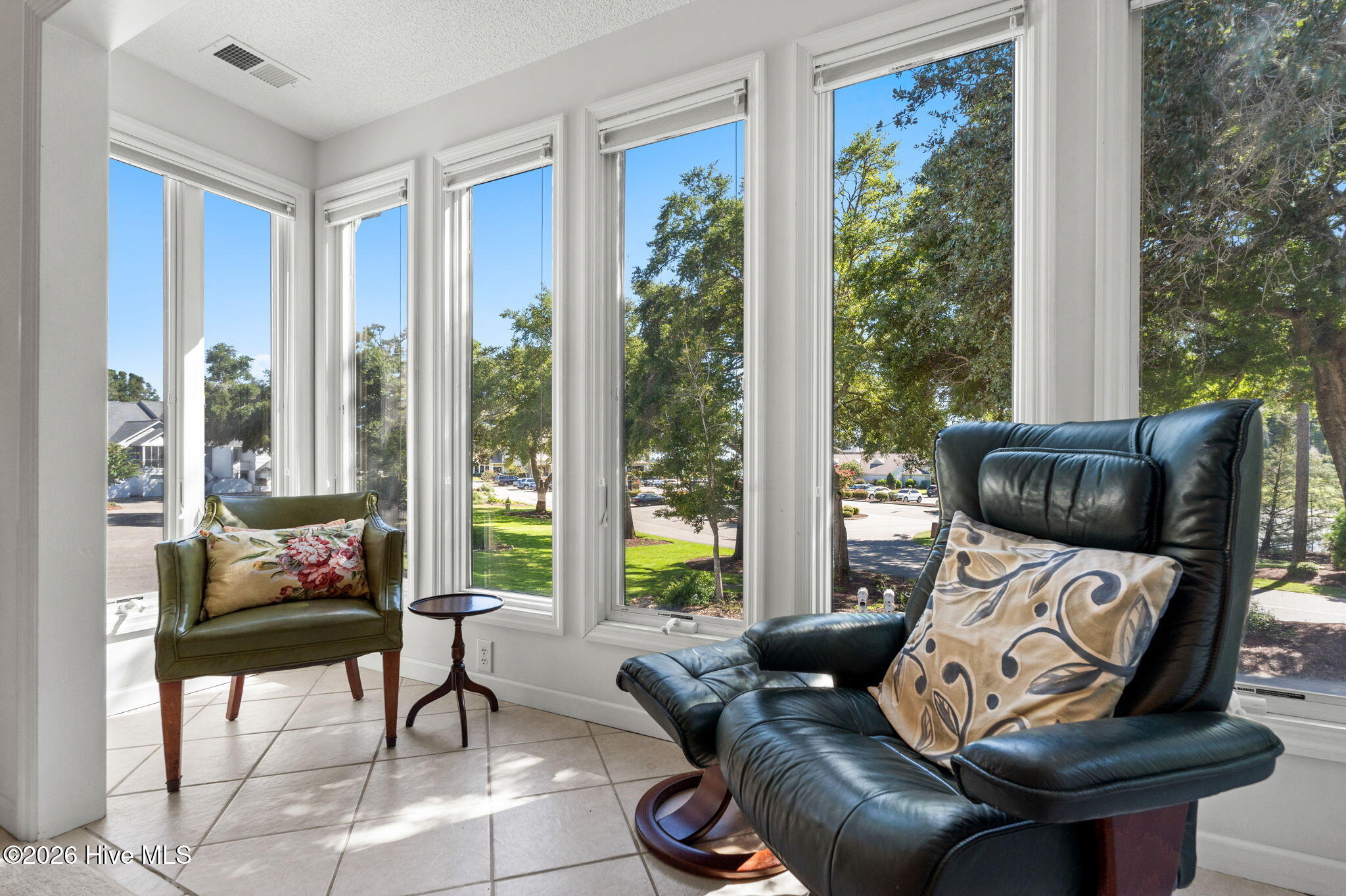 58 Clubhouse Drive SW # 2