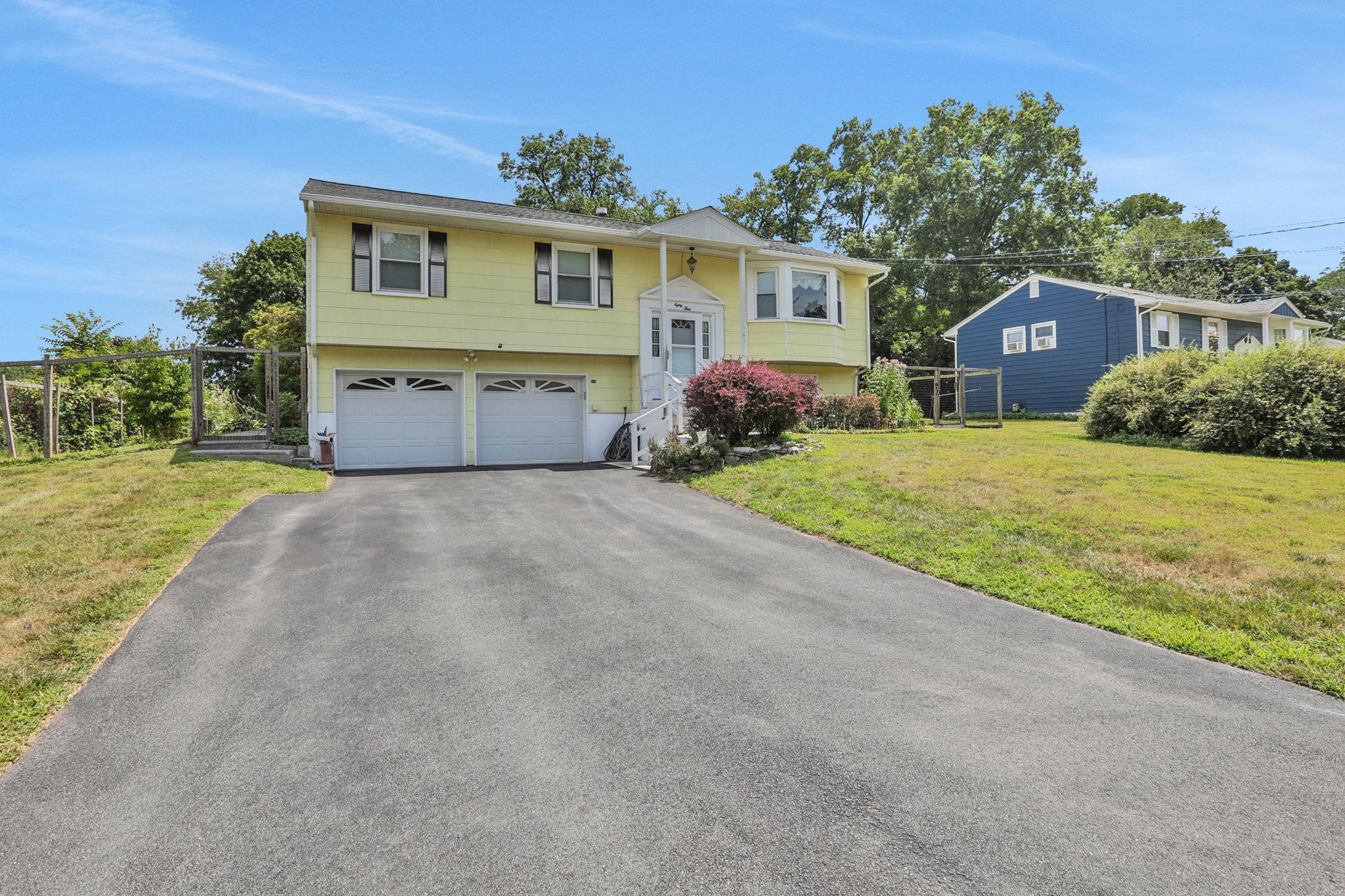 83 S Gate Drive