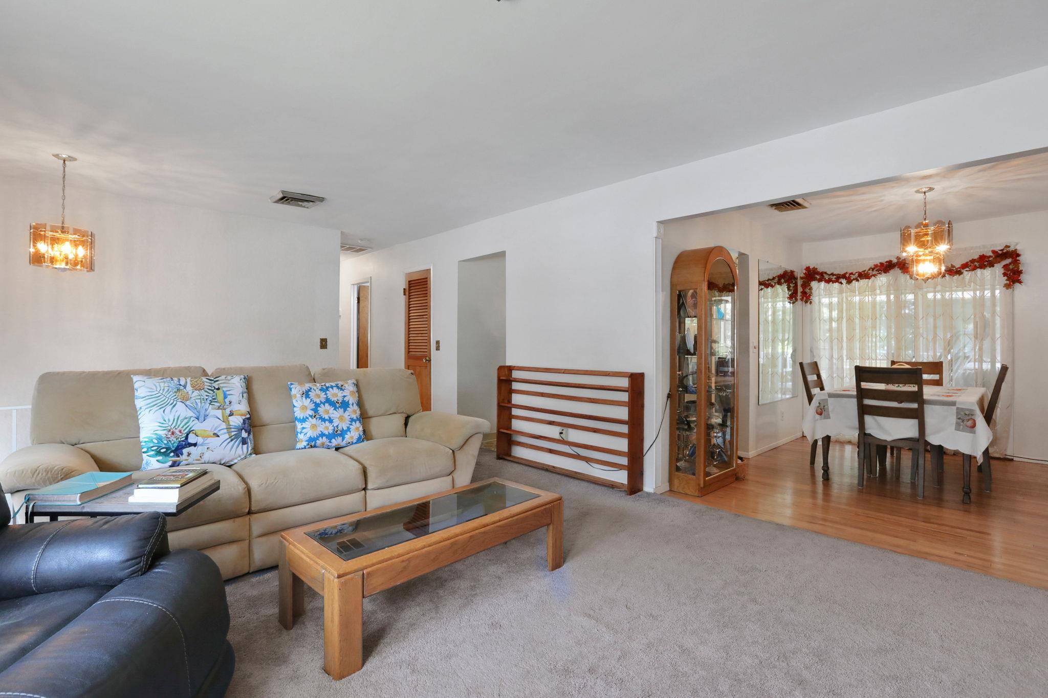83 S Gate Drive