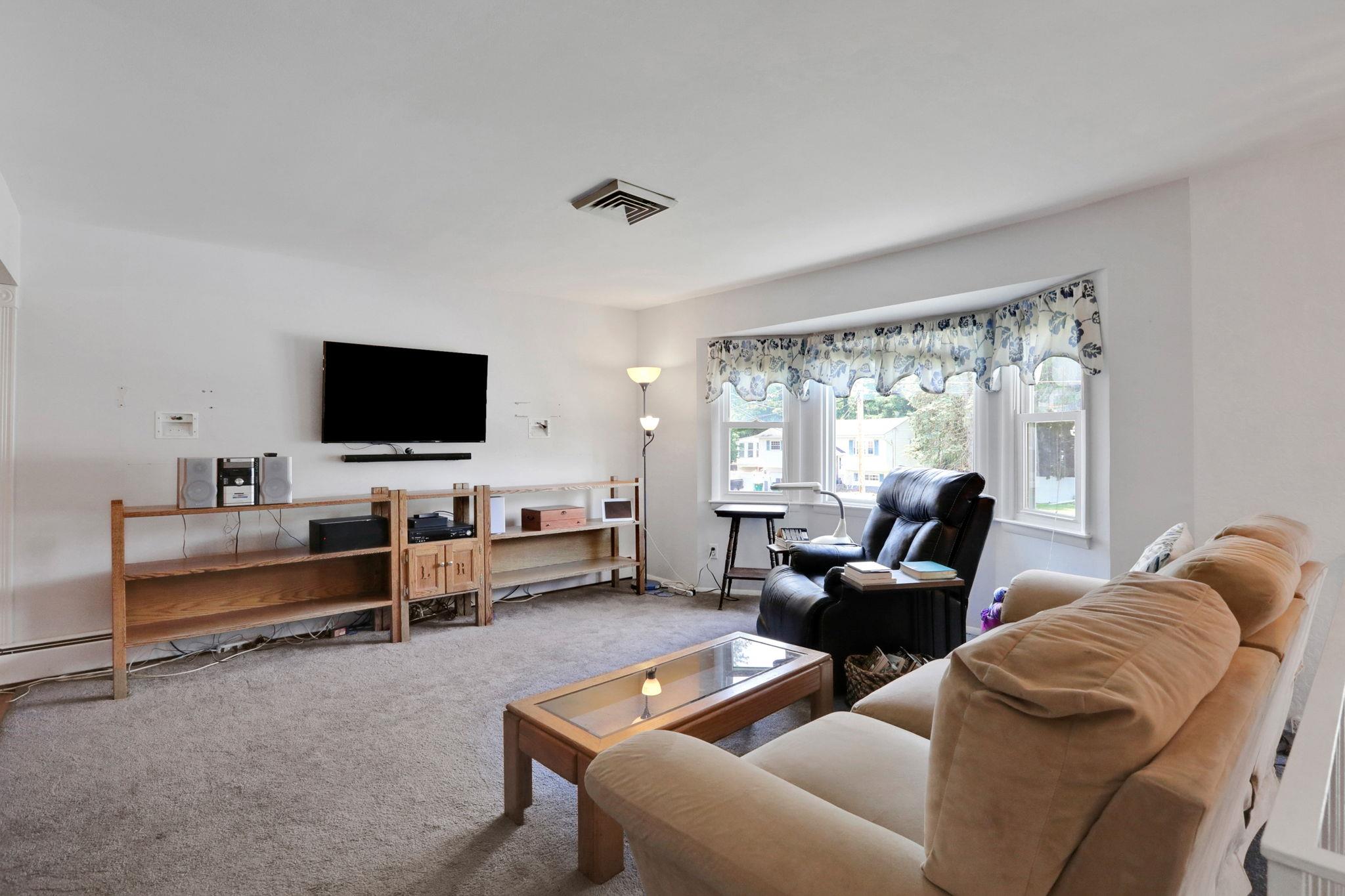 83 S Gate Drive