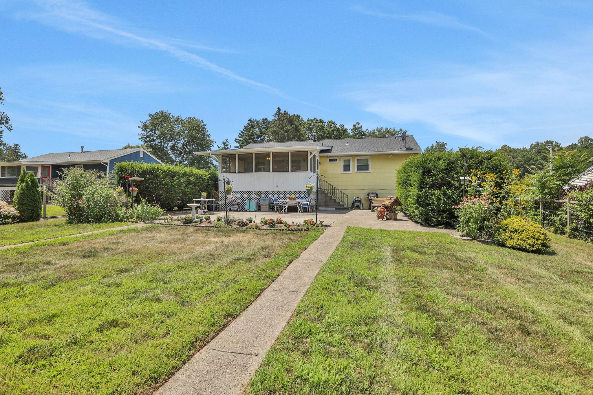 83 S Gate Drive