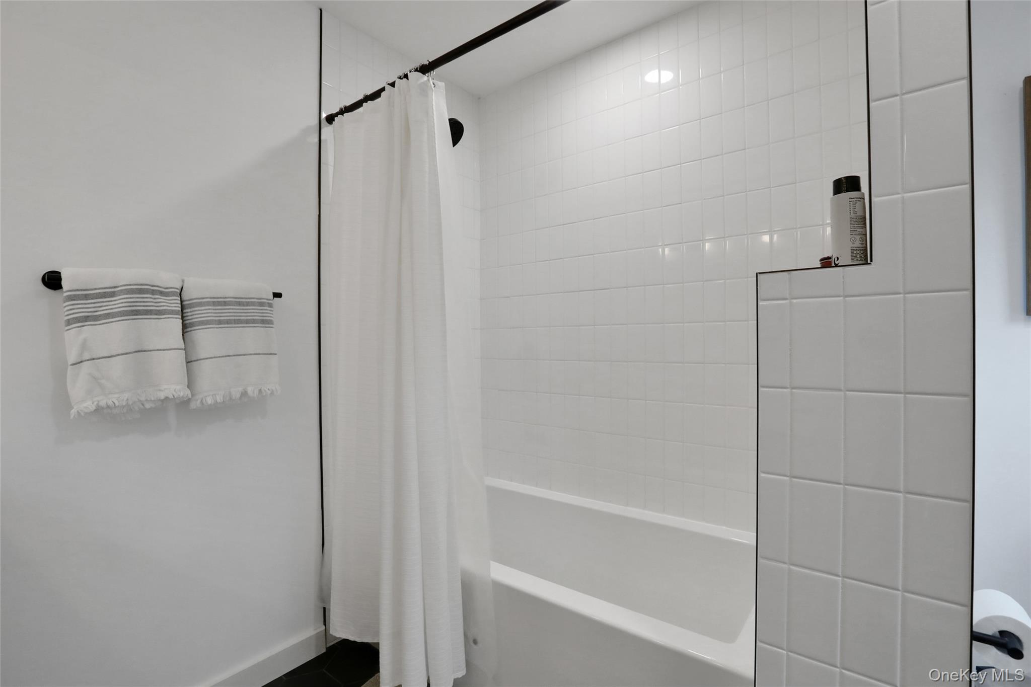 1015 Creek Locks Road