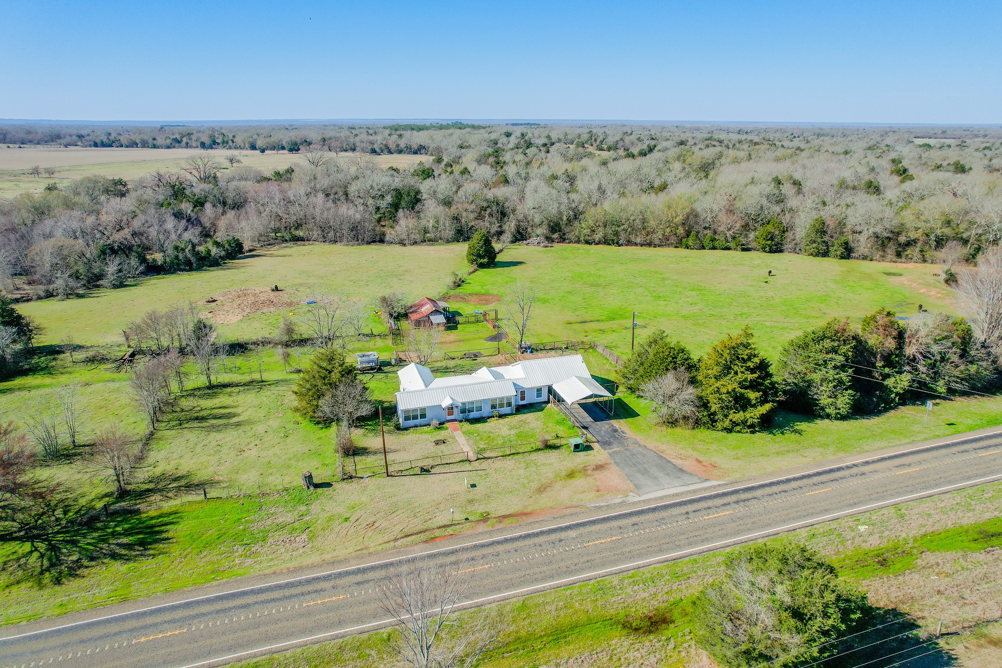 18099 N US Highway 287