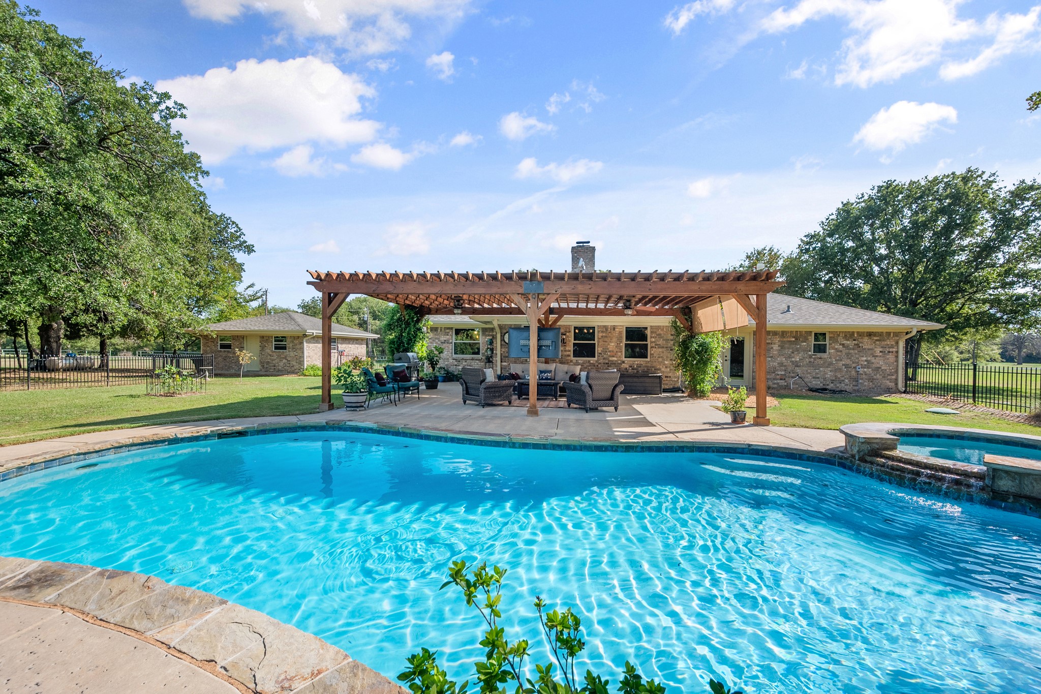 195 Caddo Trail