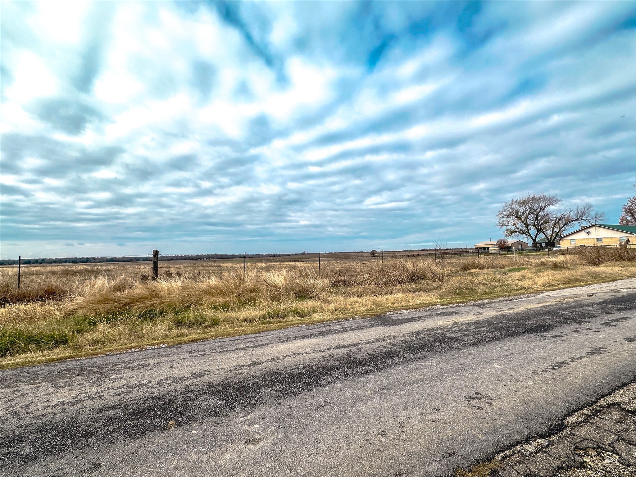 Lots 5-6 SE CR 2220