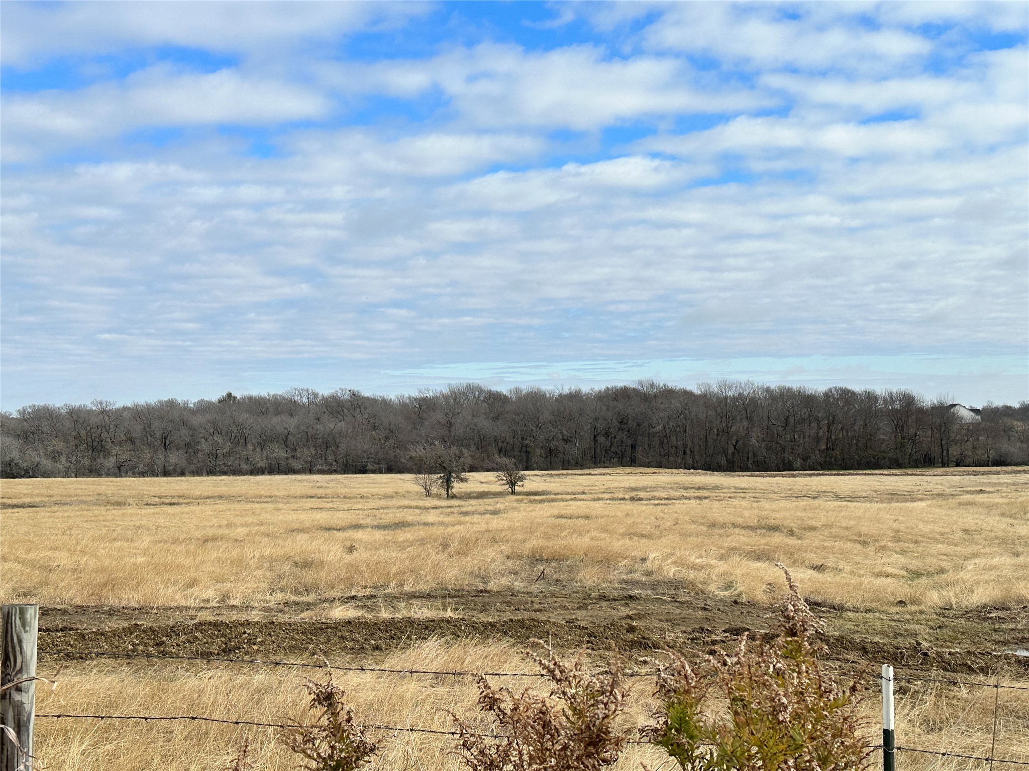 Lots 5-6 SE CR 2220