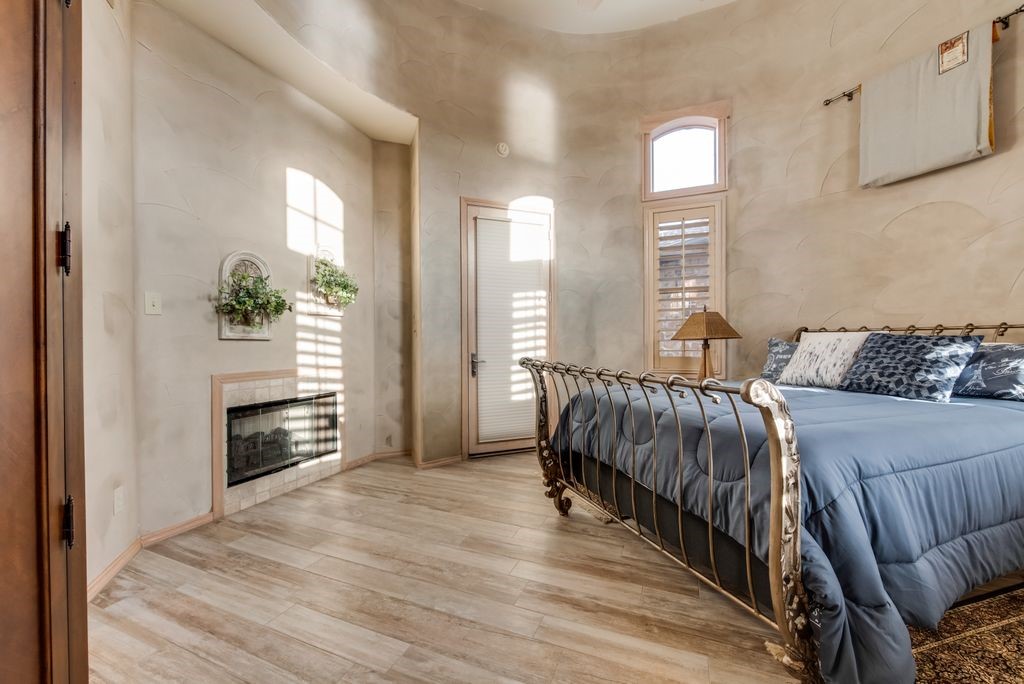 315 Tonkawa Trail