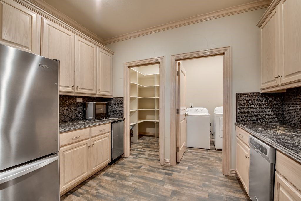 315 Tonkawa Trail