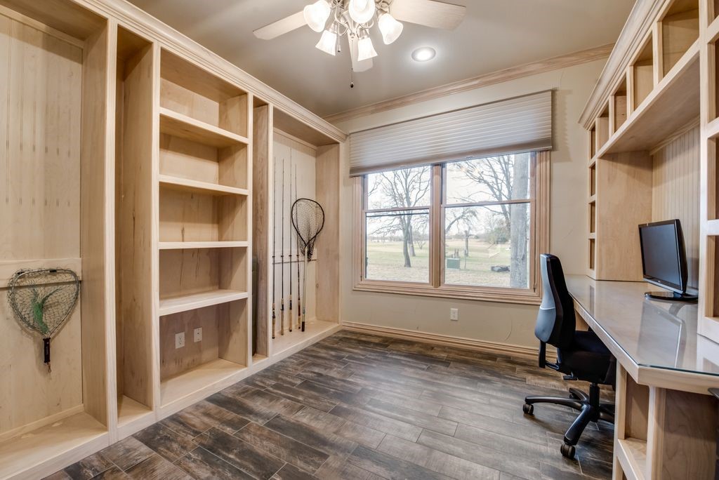 315 Tonkawa Trail