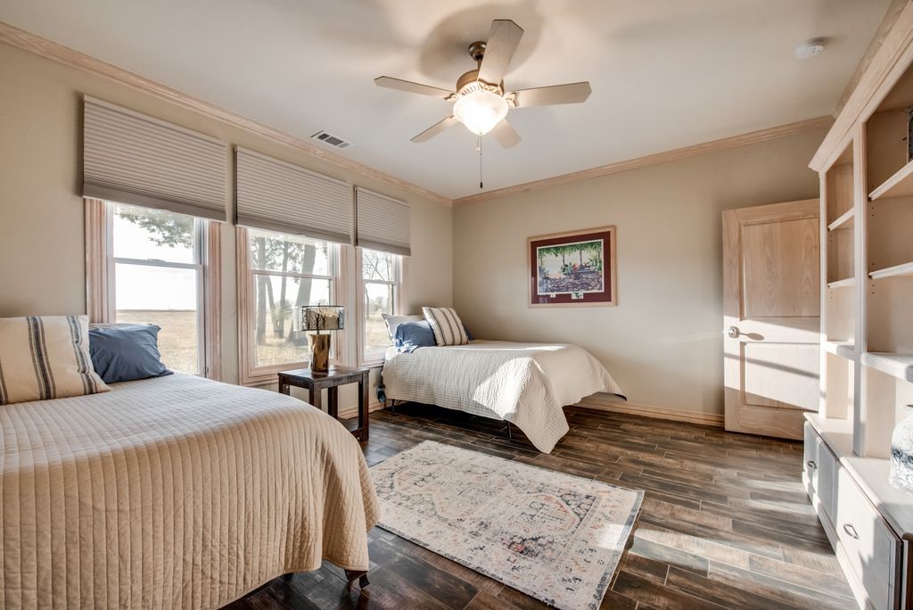 315 Tonkawa Trail