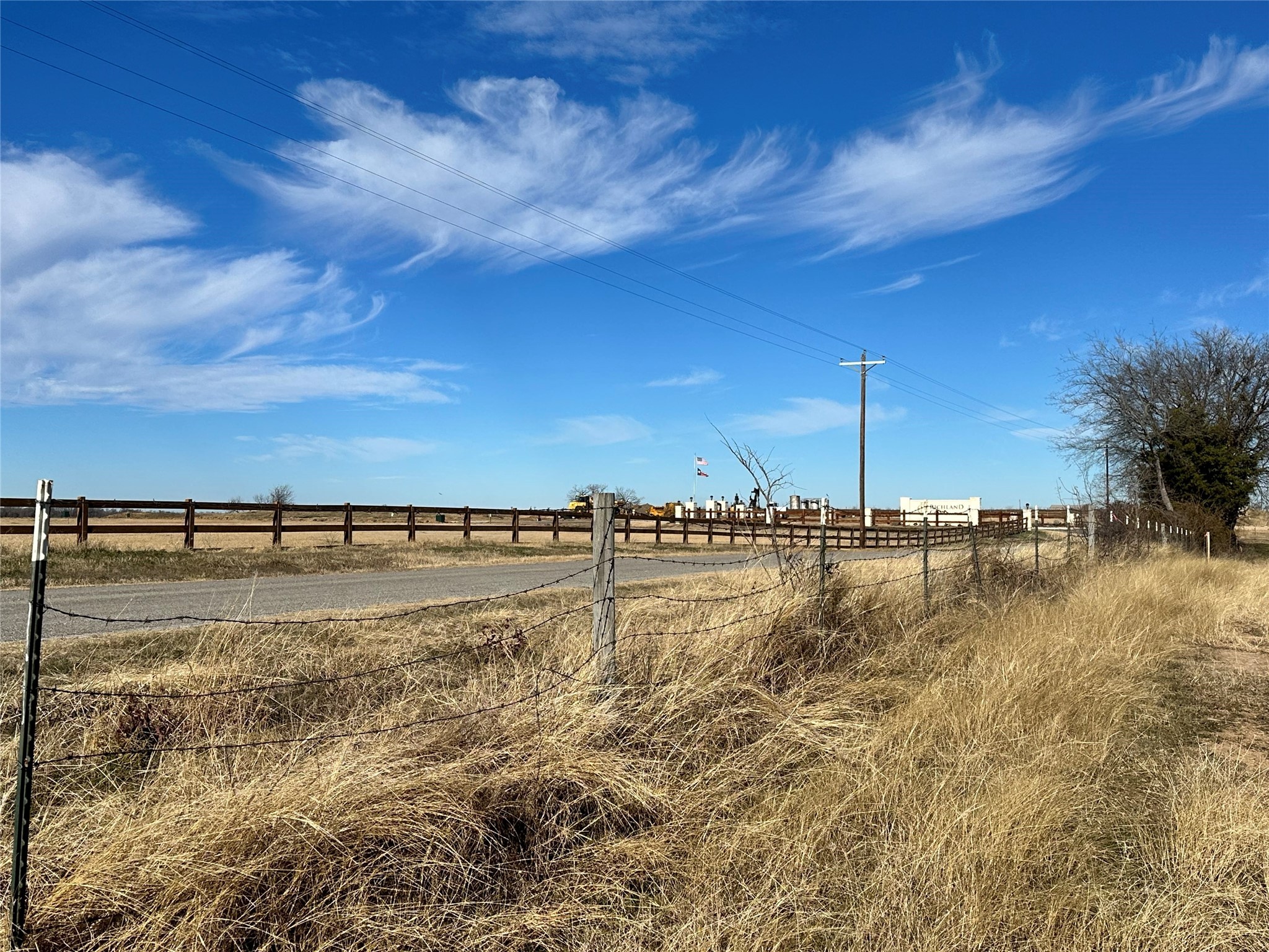 Lot 15 SE CR 2220