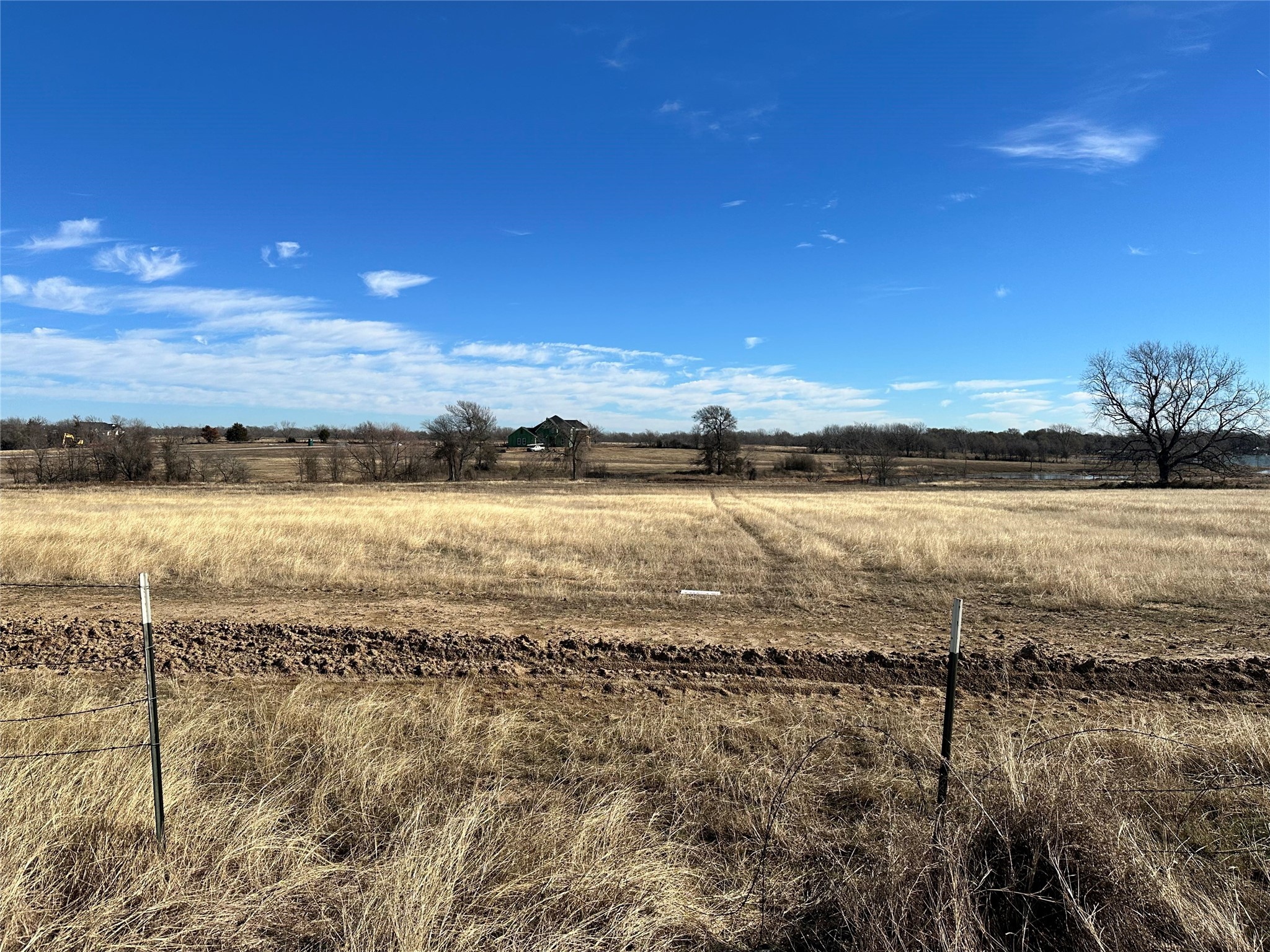 Lot 15 SE CR 2220
