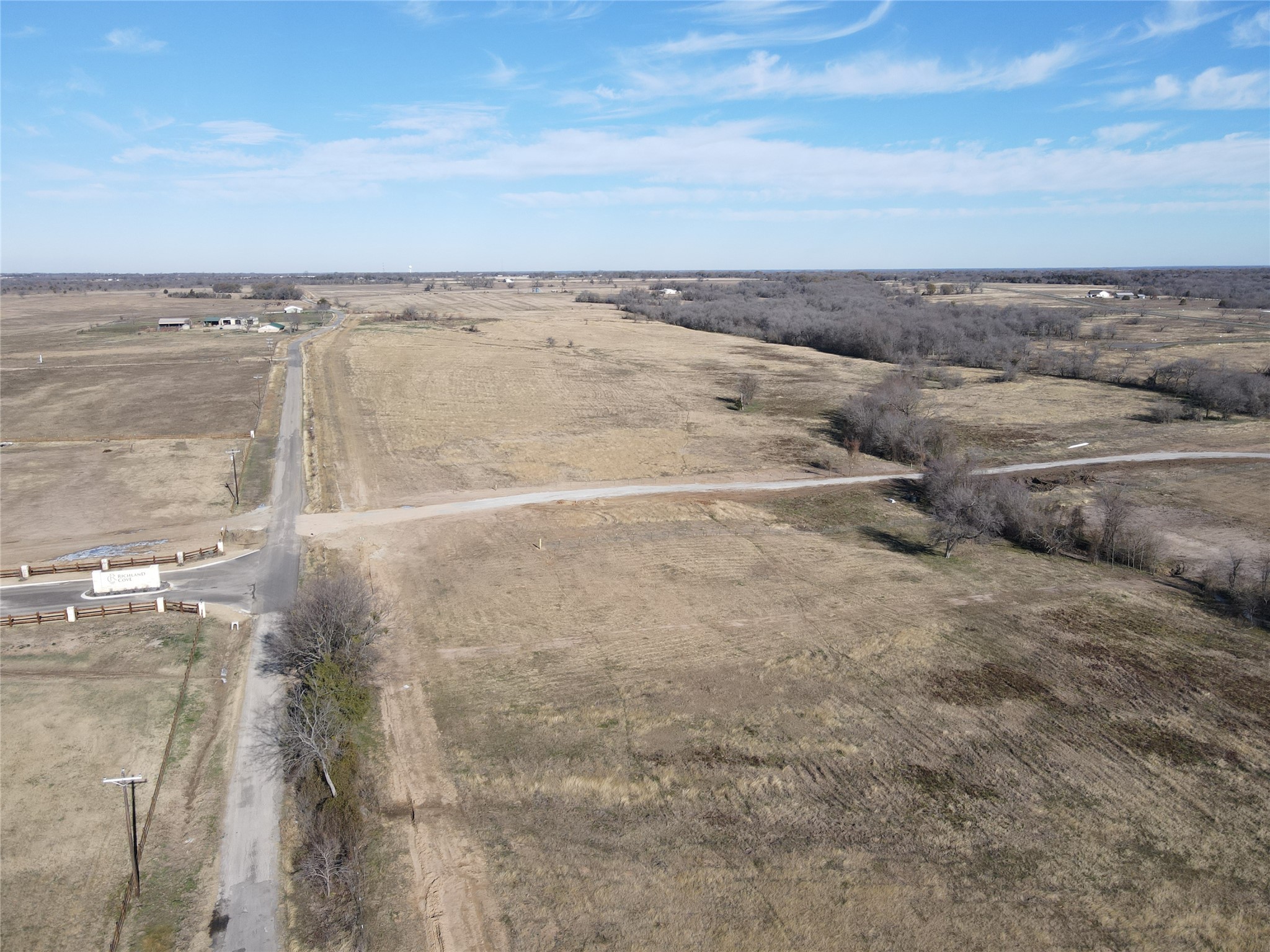 Lot 15 SE CR 2220