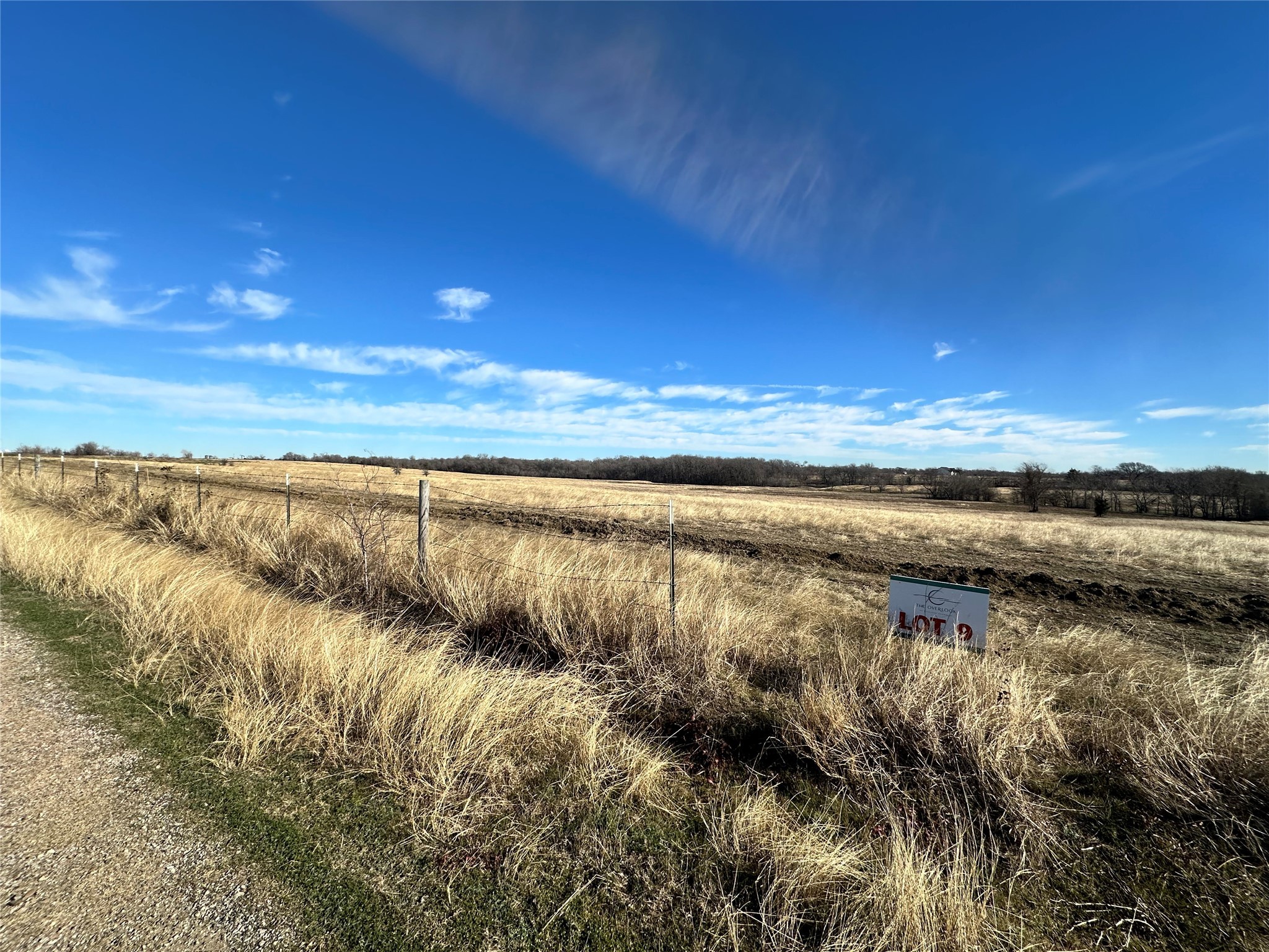 Lot 9 SE CR 2220