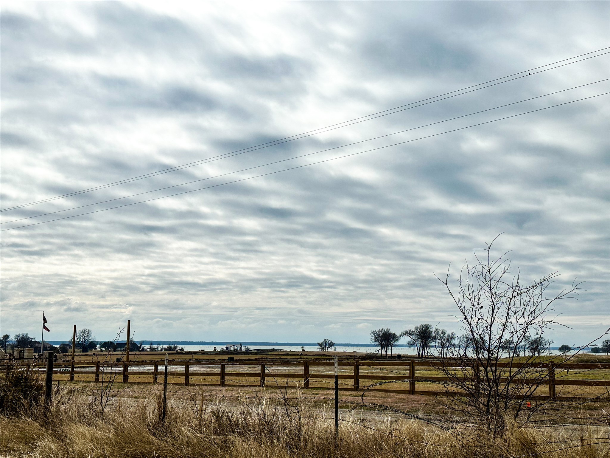 Lot 10 SE CR 2220