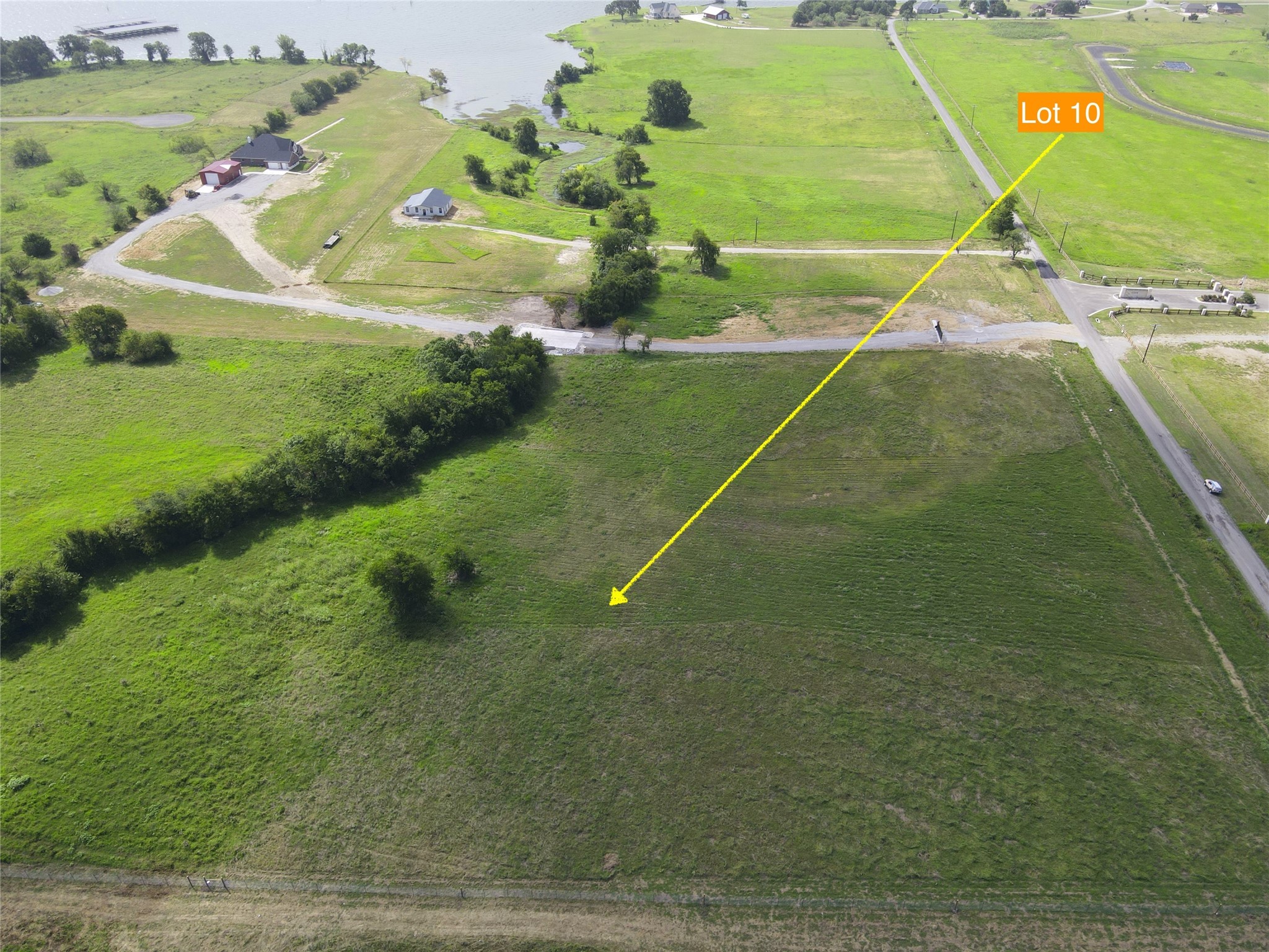 Lot 10 SE CR 2220