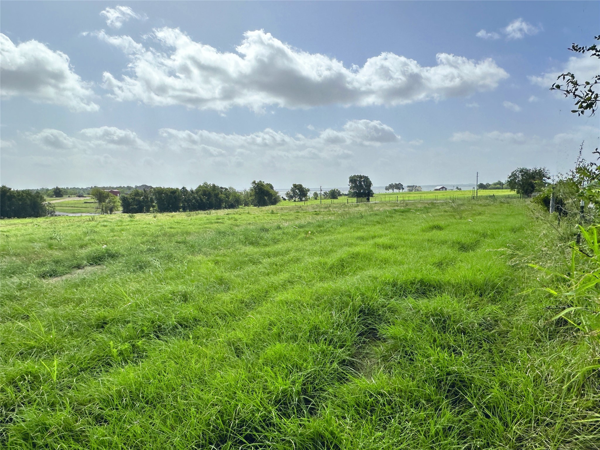 Lot 10 SE CR 2220