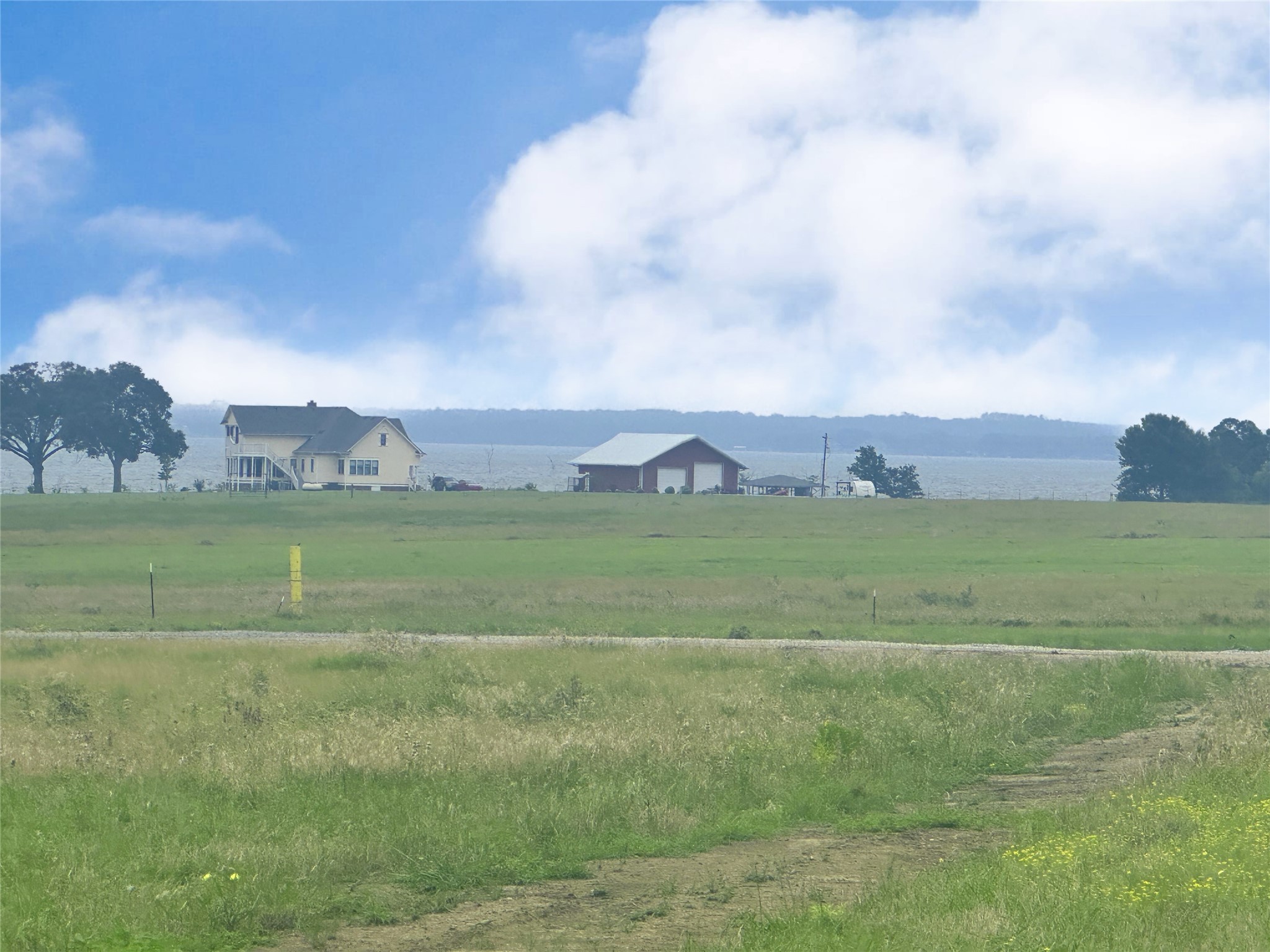 Lot 10 SE CR 2220