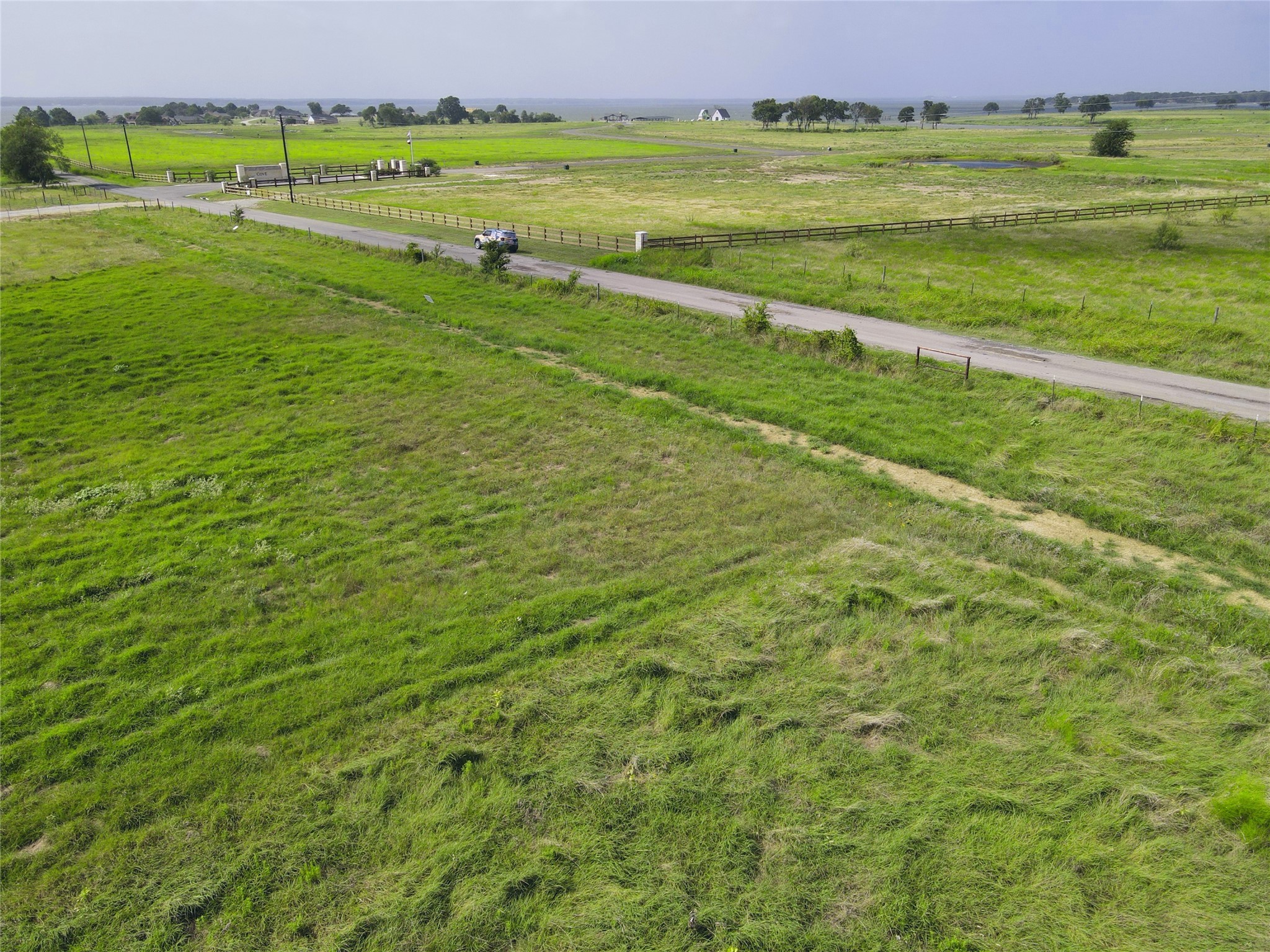 Lot 10 SE CR 2220