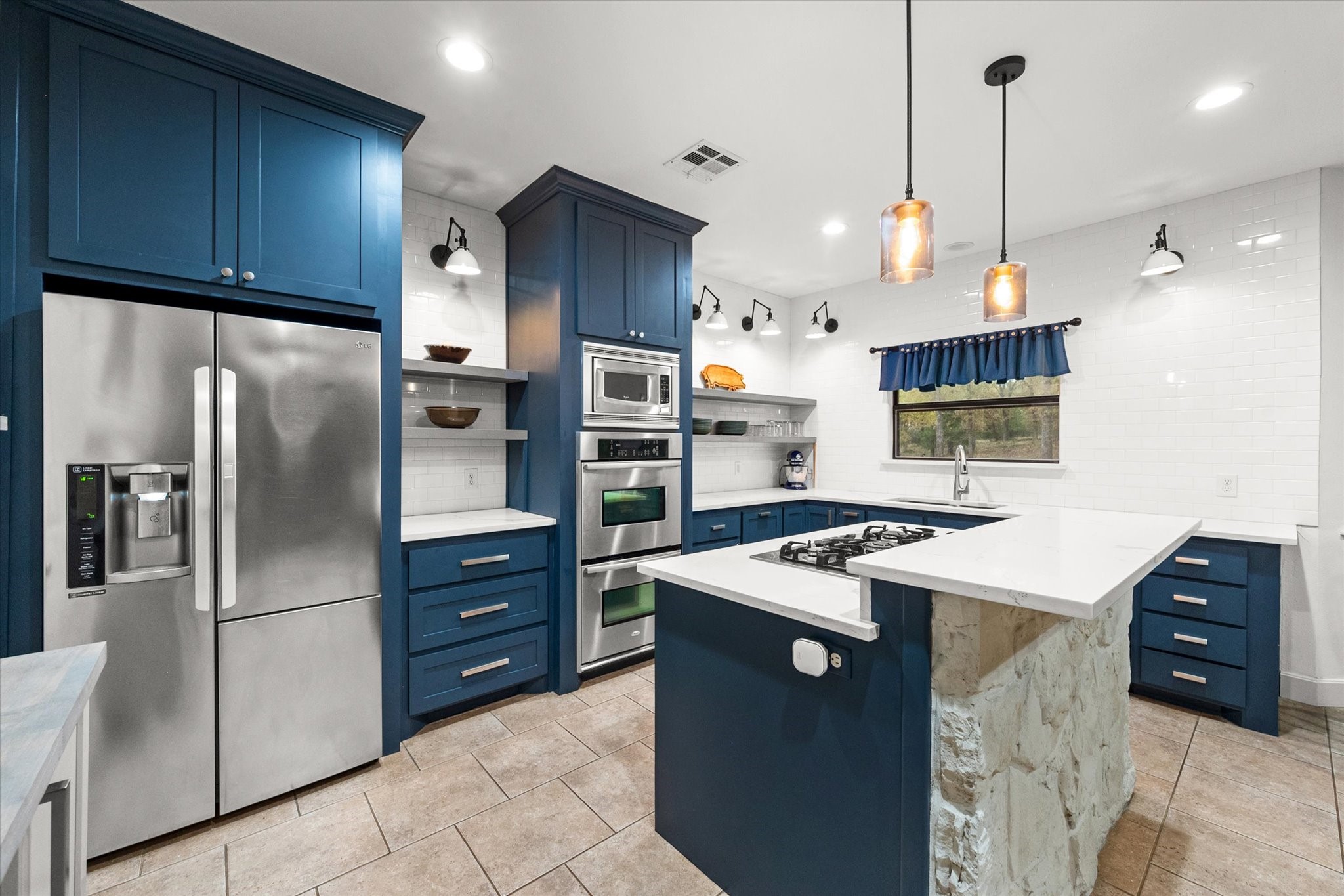 14407 Azure Lane