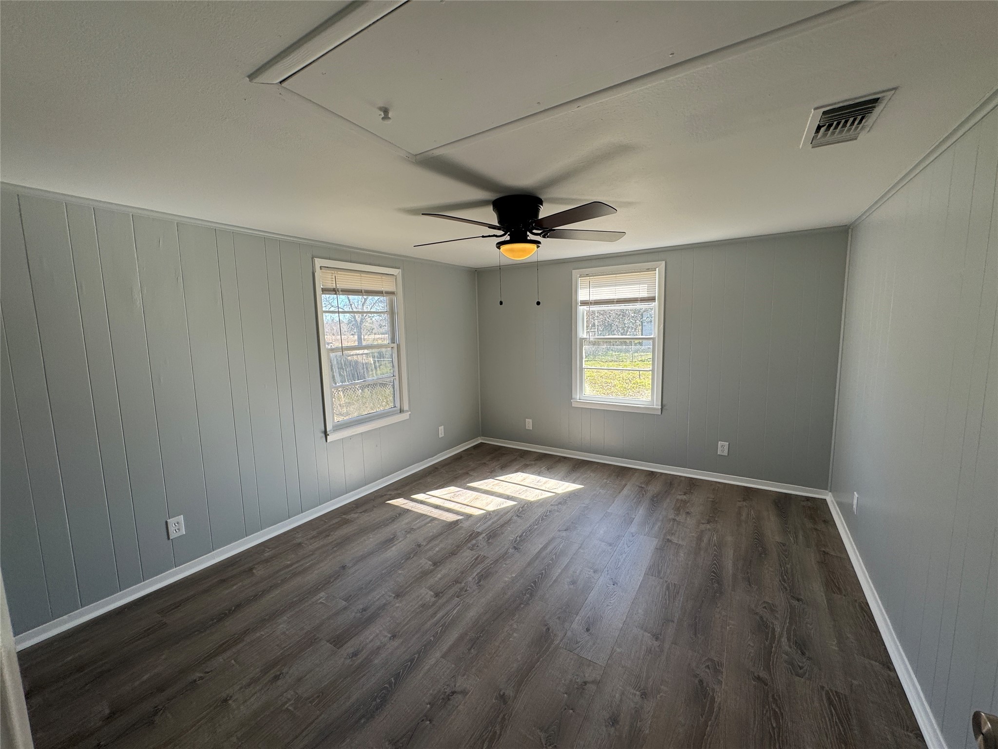 4741 W Business 31