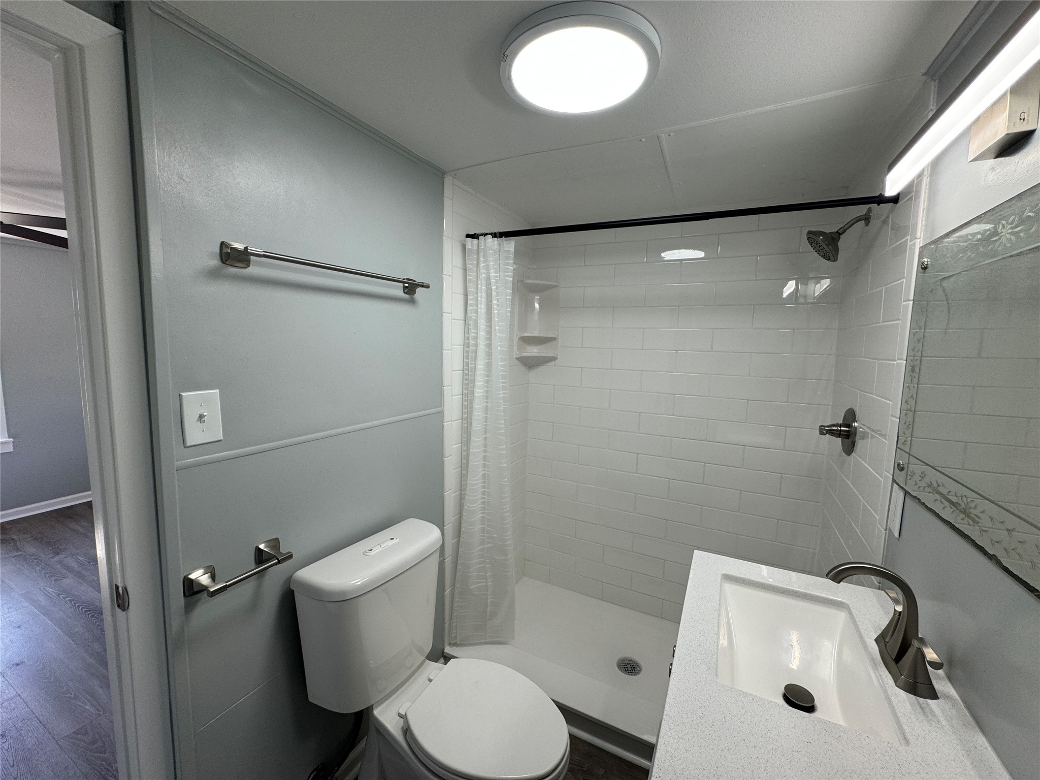 4741 W Business 31