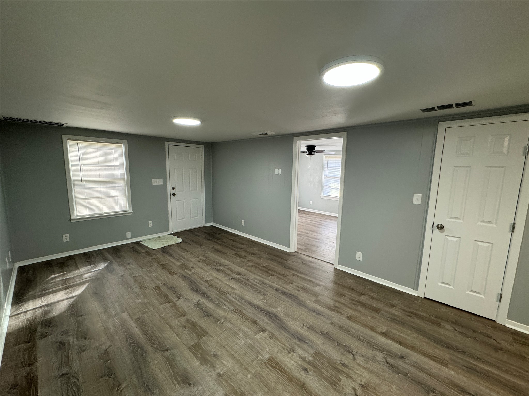 4741 W Business 31