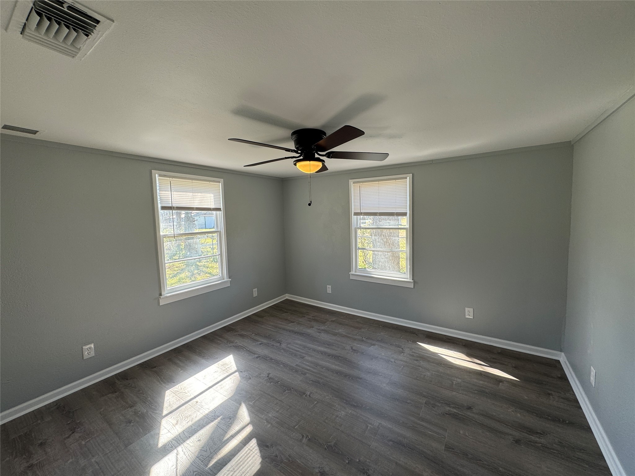 4741 W Business 31