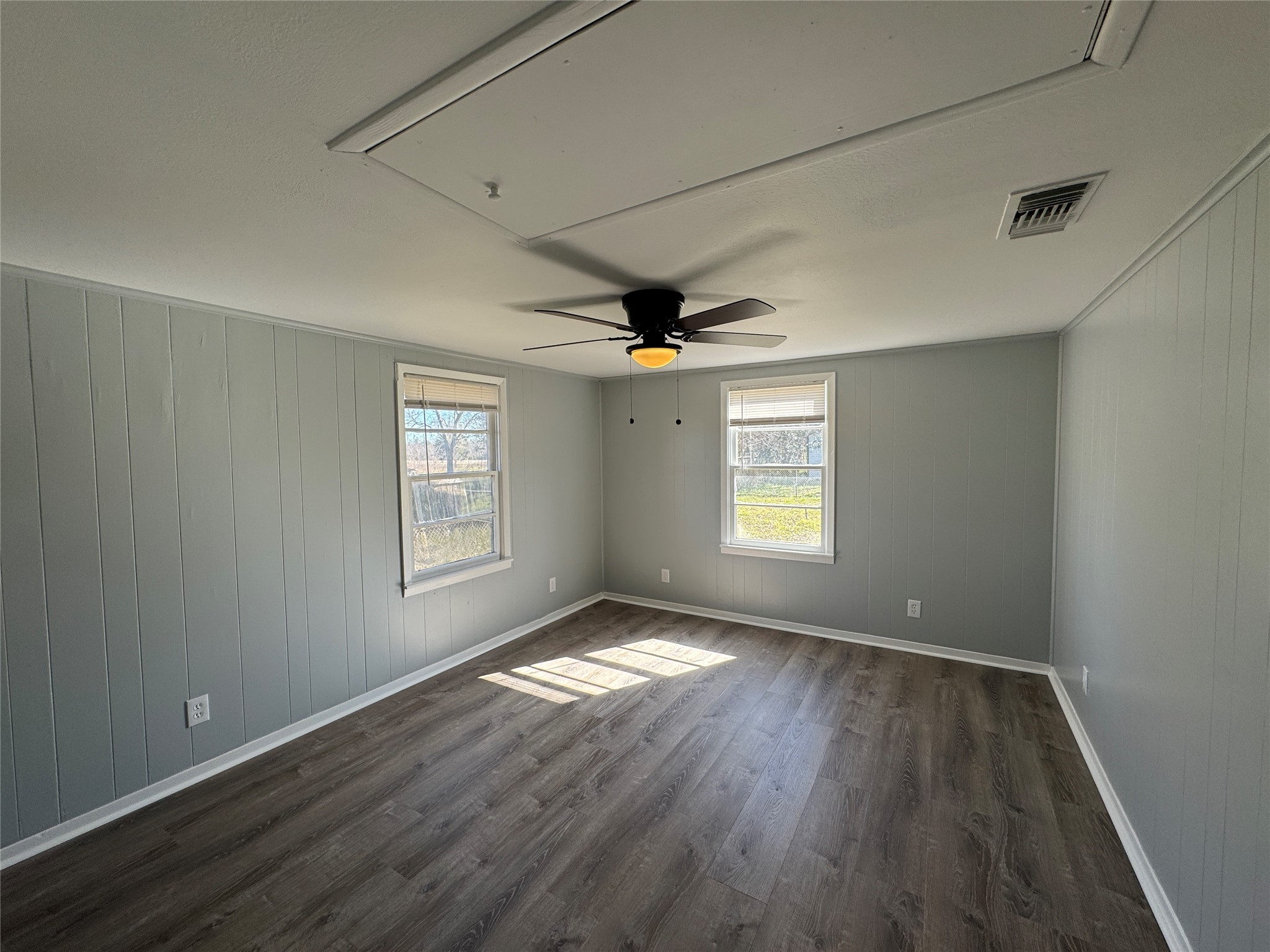 4741 W Business 31