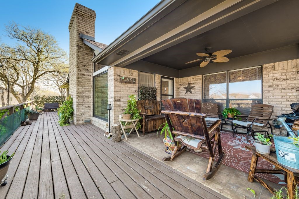 205 Collins Lane