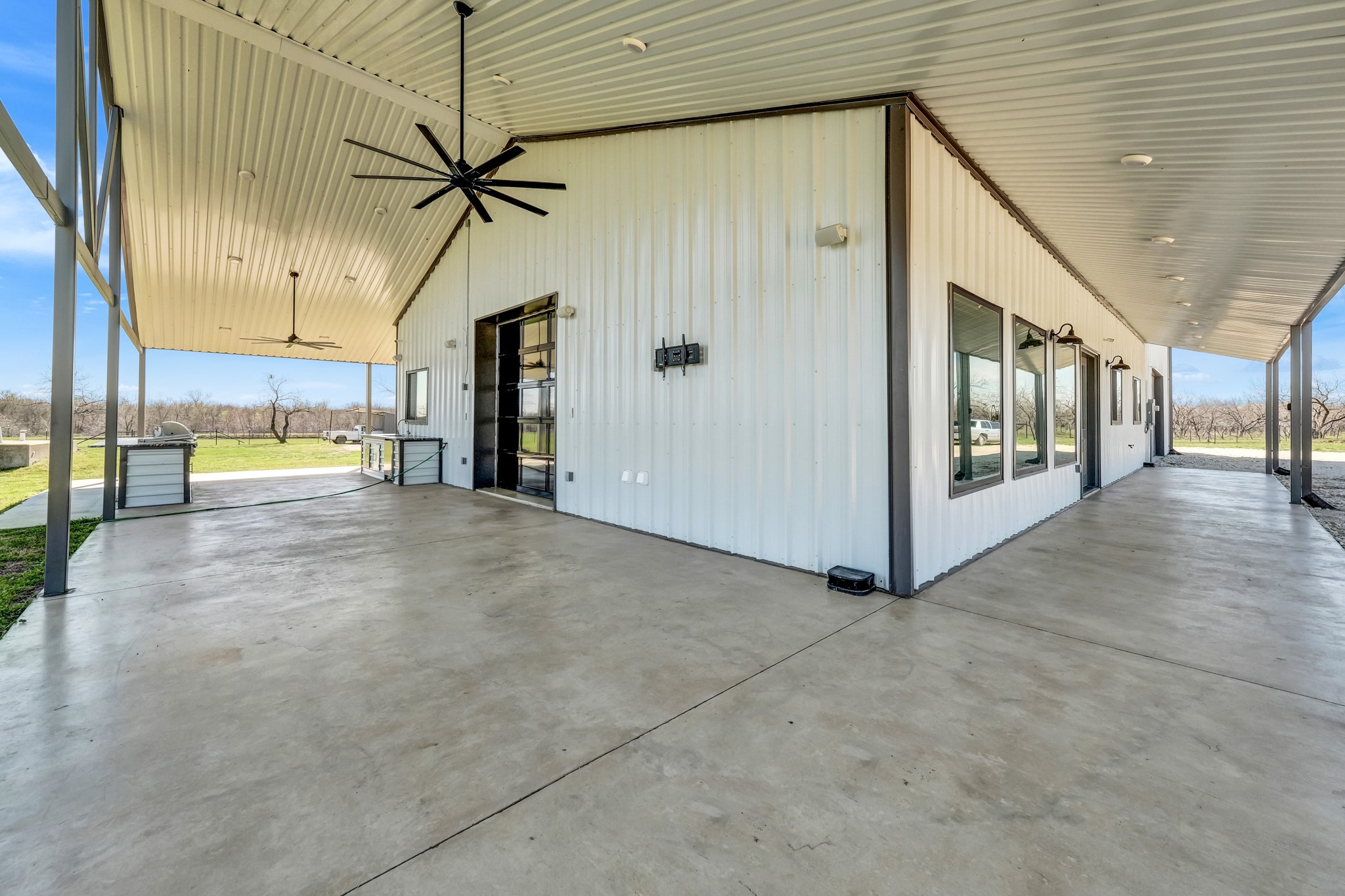 1139 SW County Road 2348
