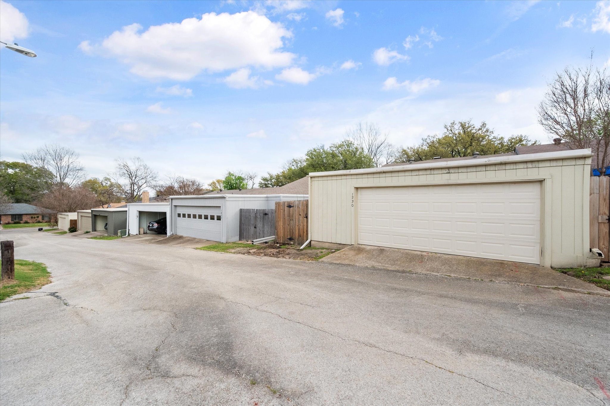 1230 Lexington Drive