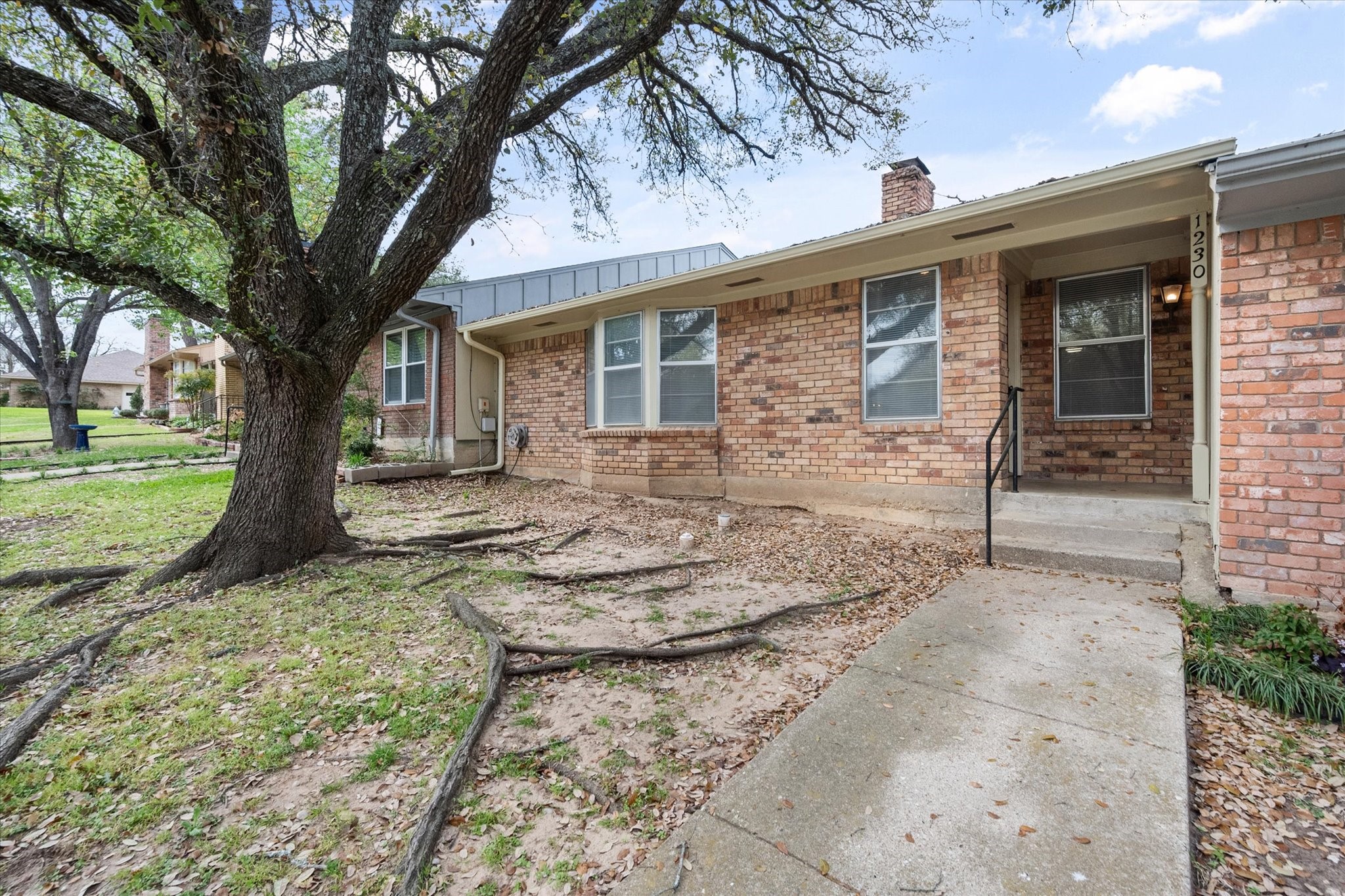 1230 Lexington Drive