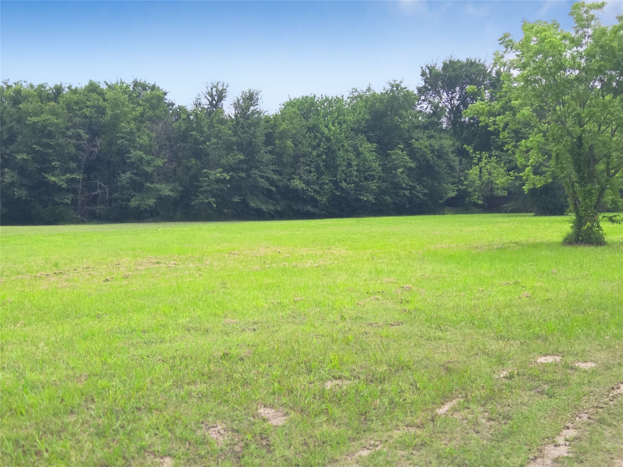 Lot 72 & BS B8 Clubhouse Drive