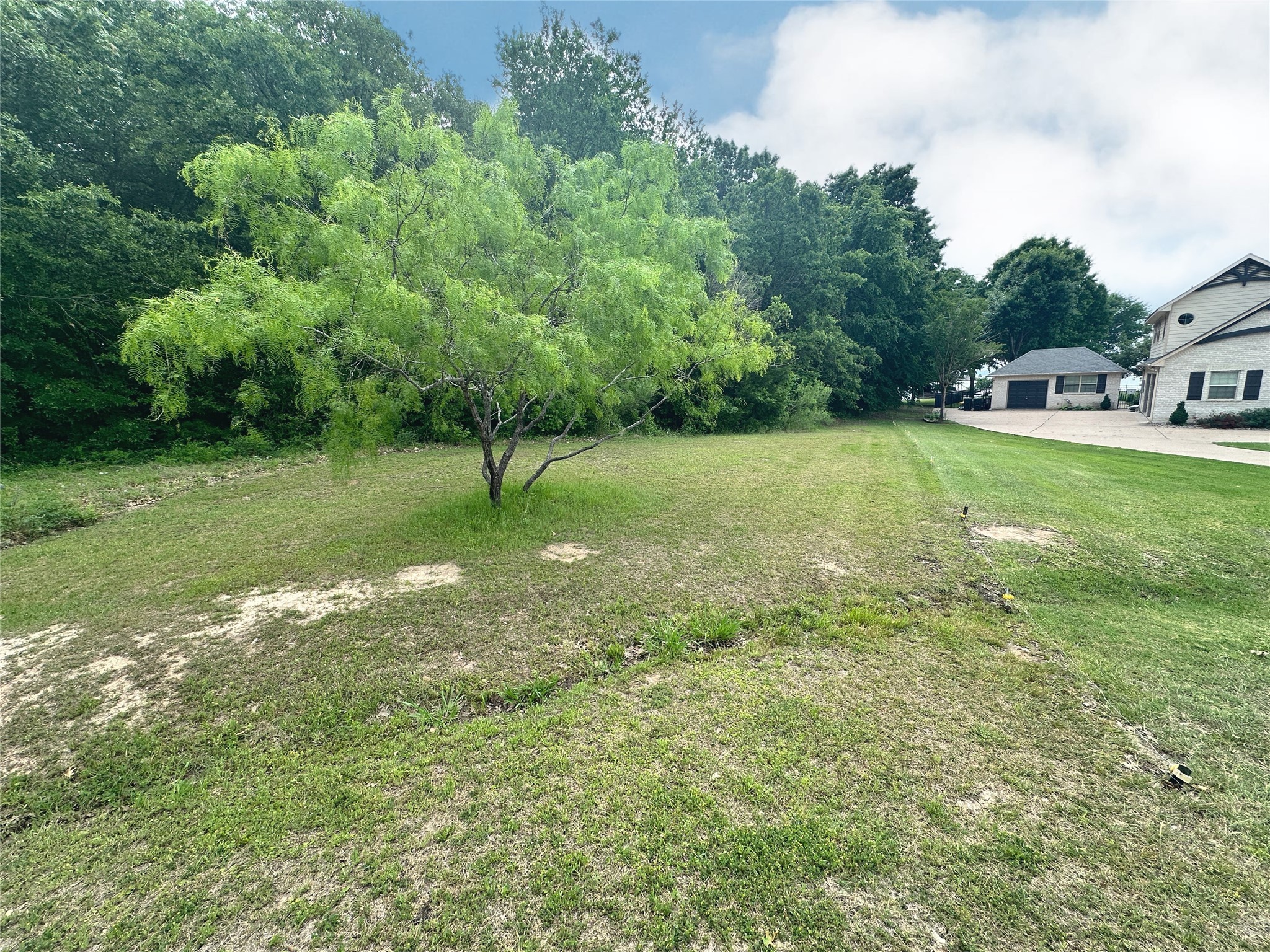 Lot 18 SE County Rd 2230k