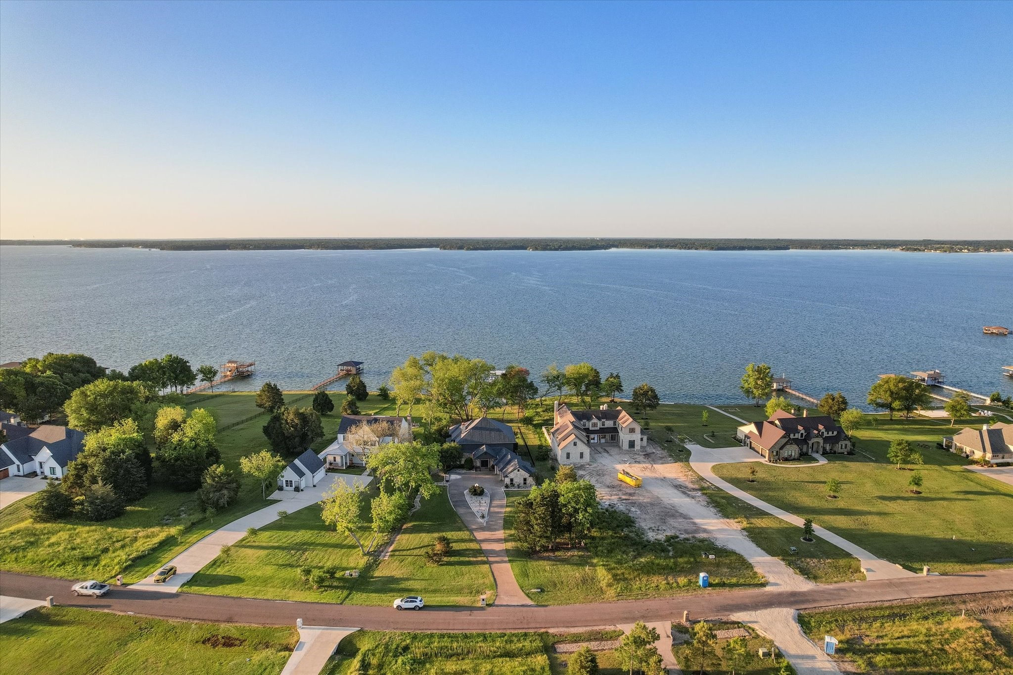 1118 The Shores Drive