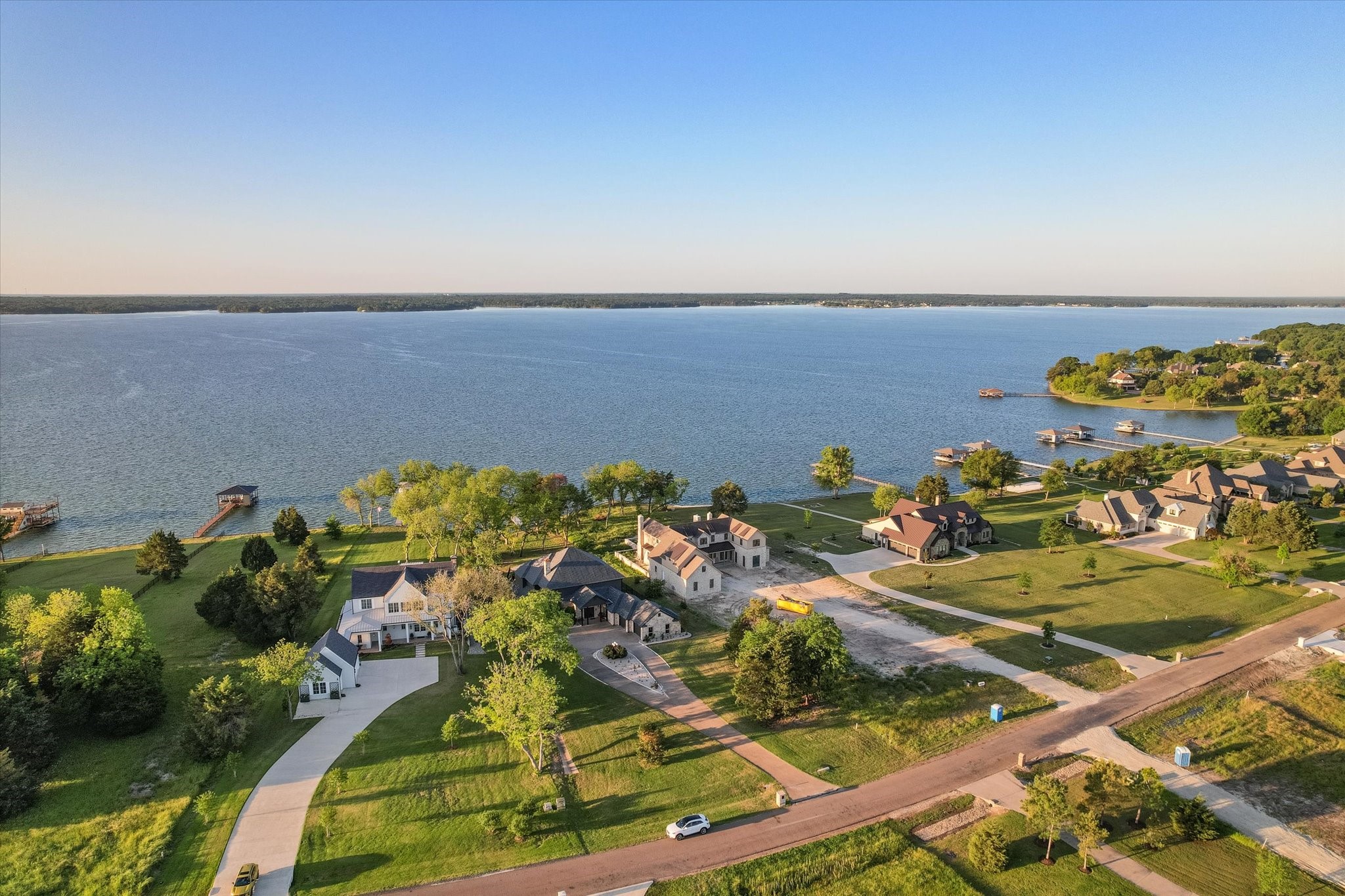 1118 The Shores Drive
