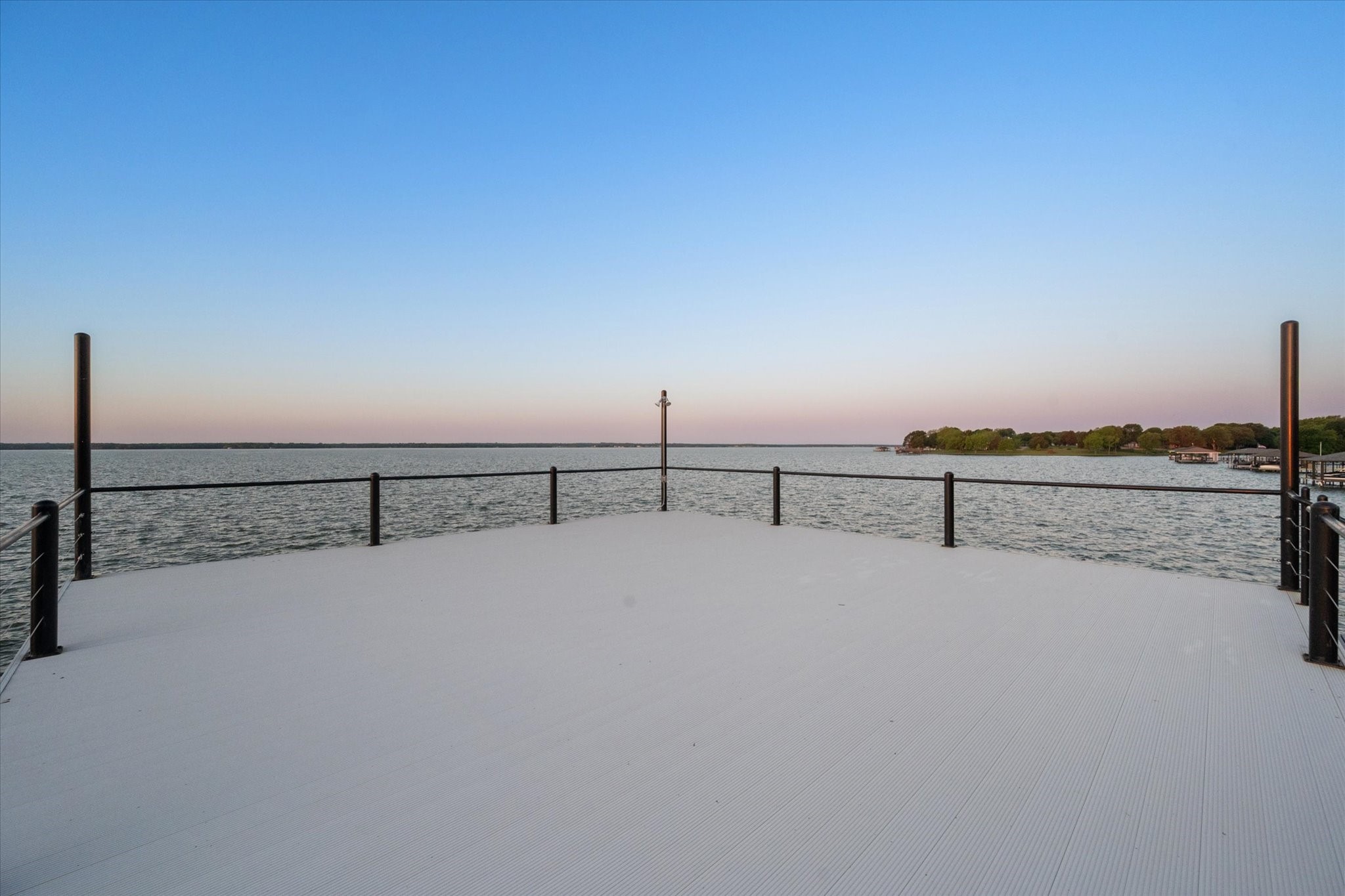 1118 The Shores Drive