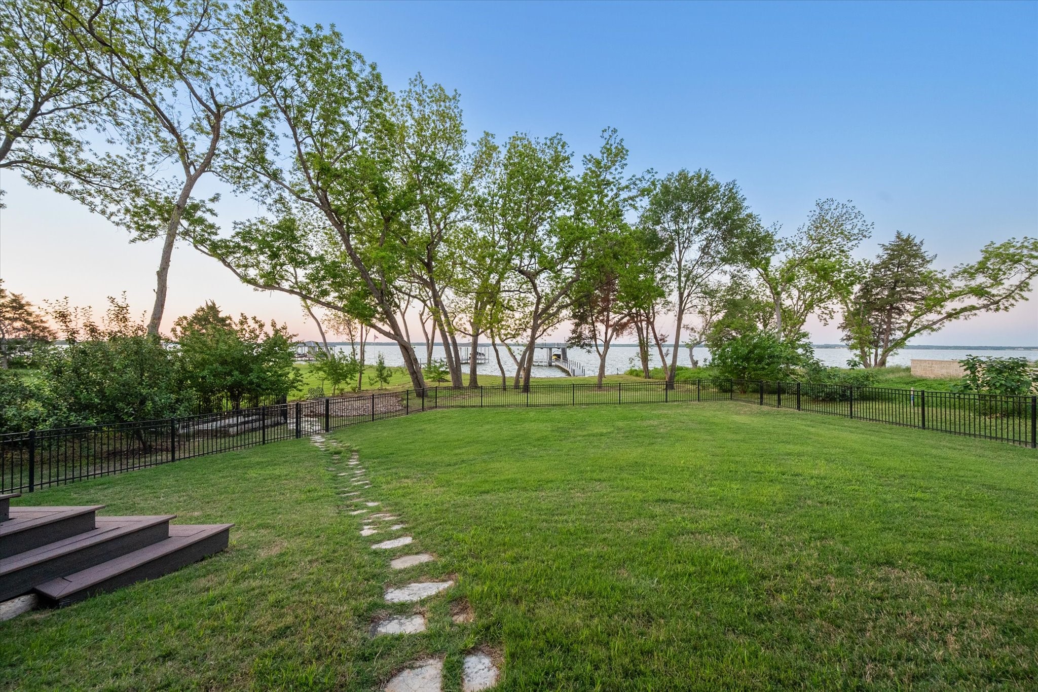 1118 The Shores Drive