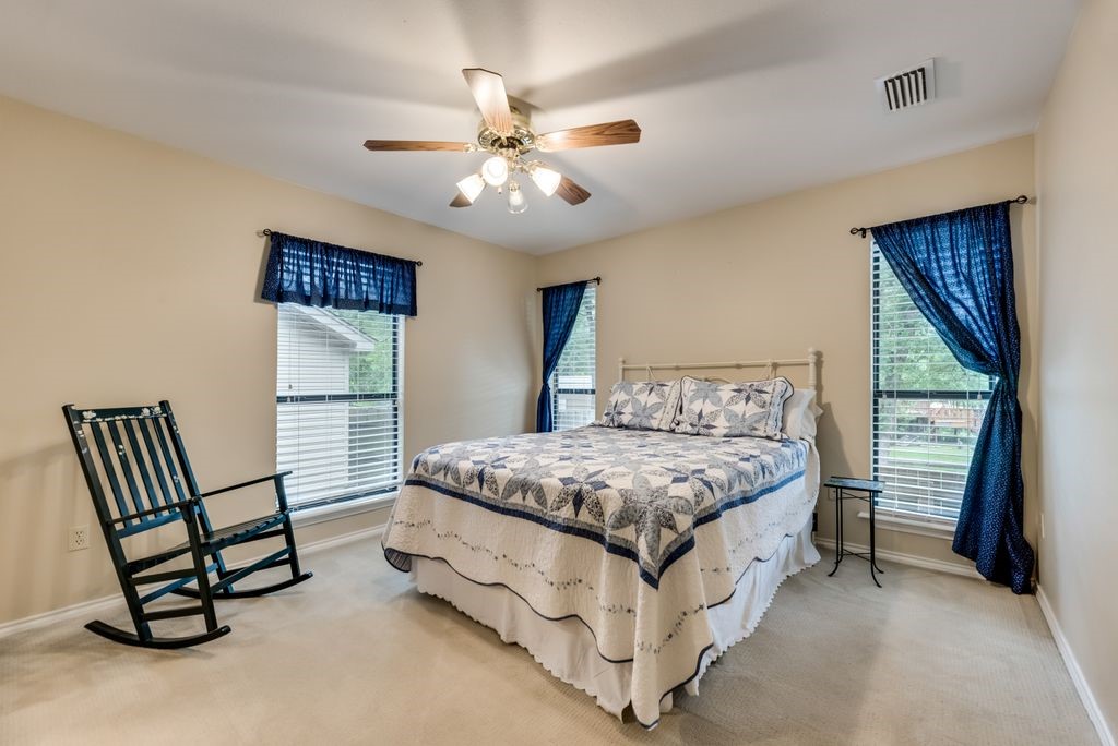 116 Knights Circle