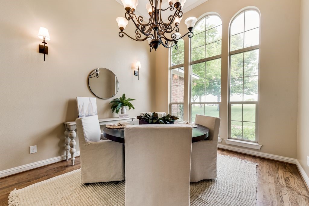 217 Starcrest
