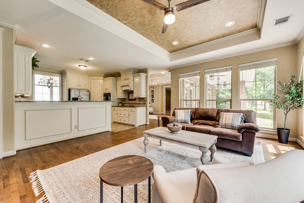 217 Starcrest