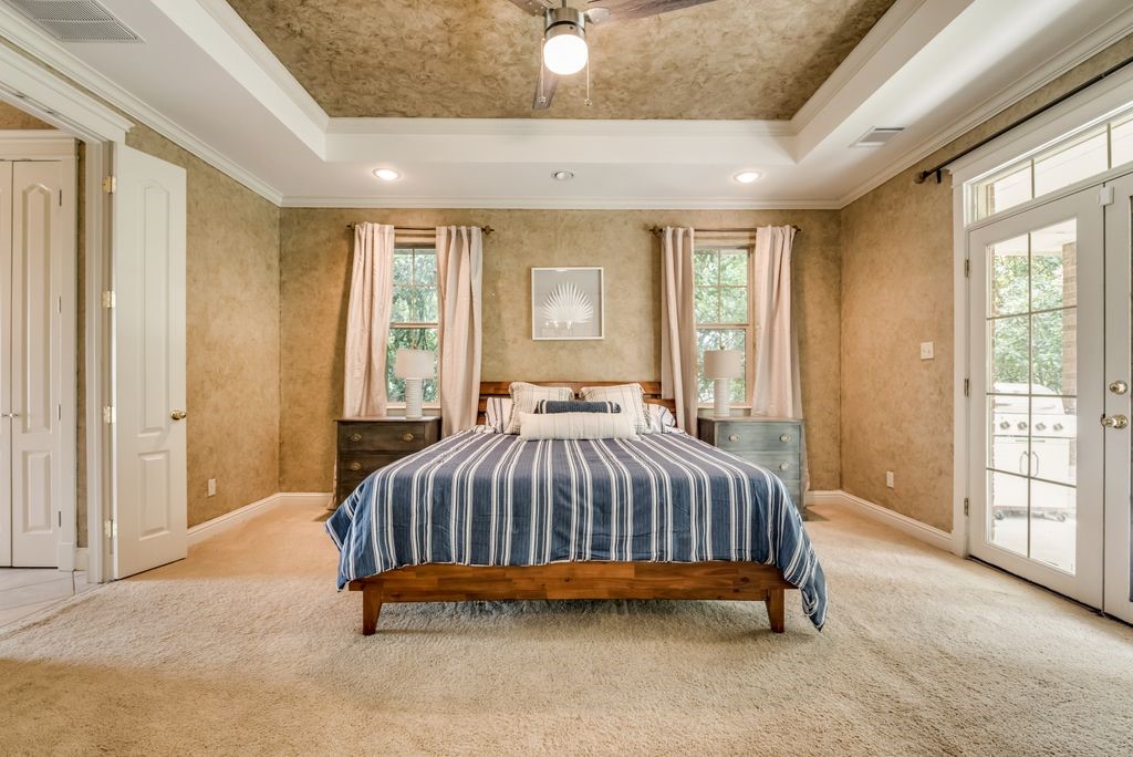 217 Starcrest
