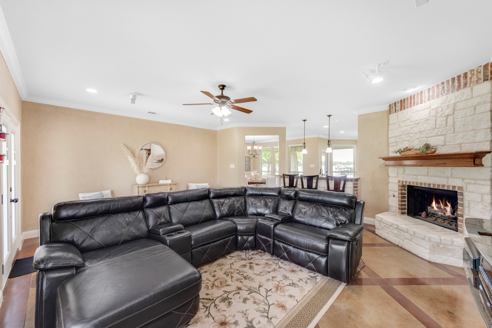 1195 The Shores Drive