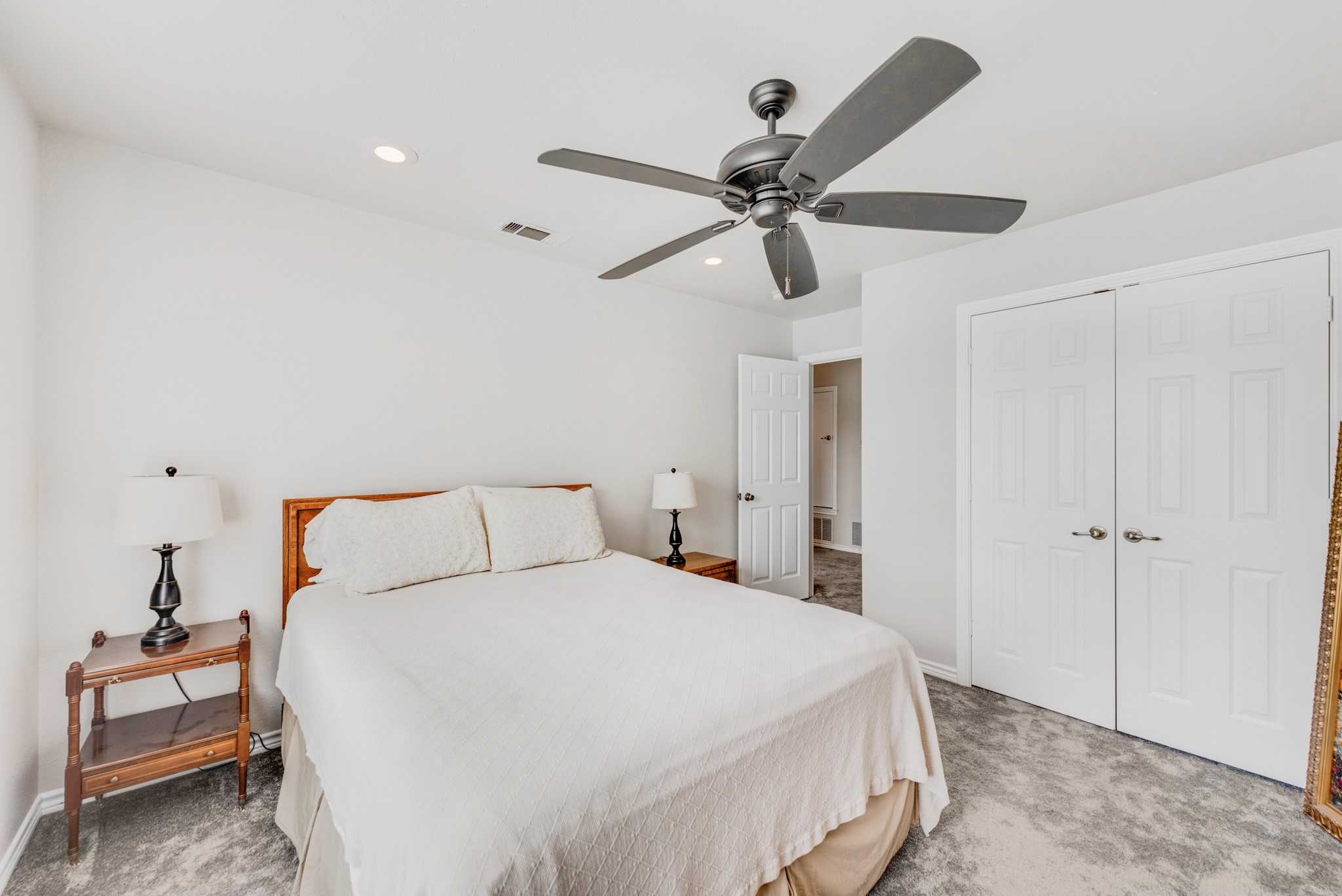402 Hidden Oaks Lane