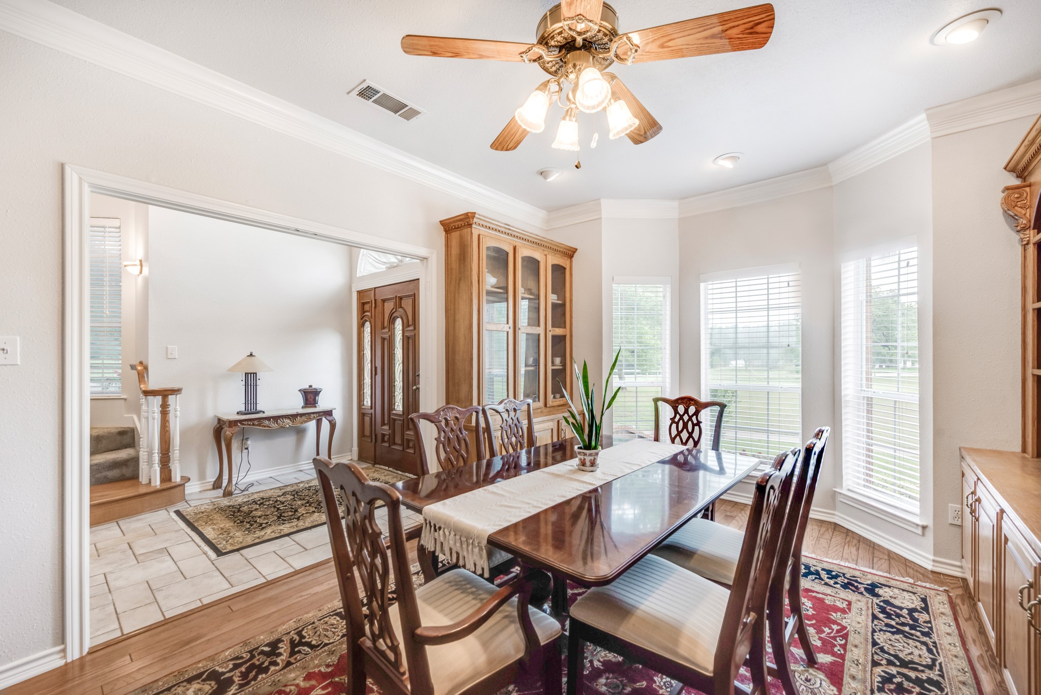 402 Hidden Oaks Lane