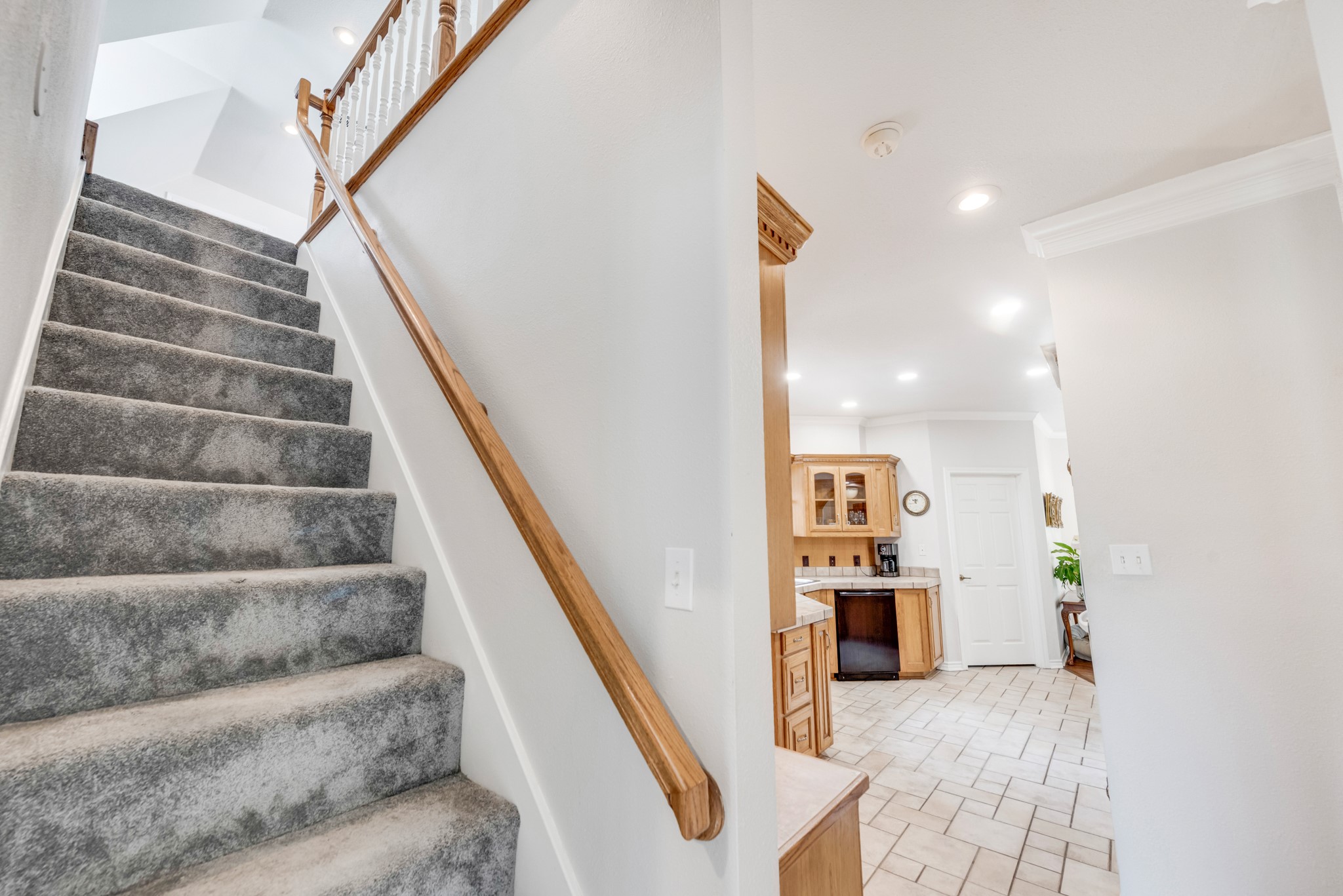 402 Hidden Oaks Lane
