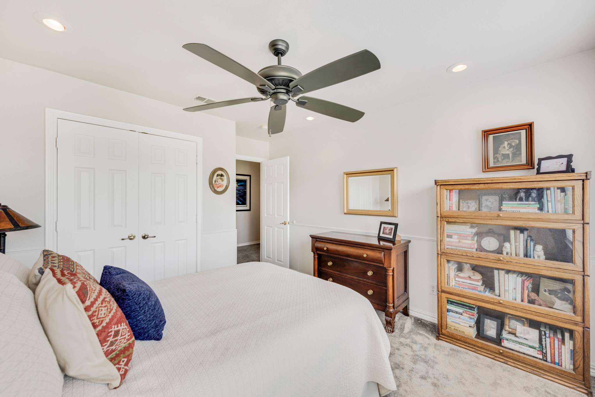402 Hidden Oaks Lane