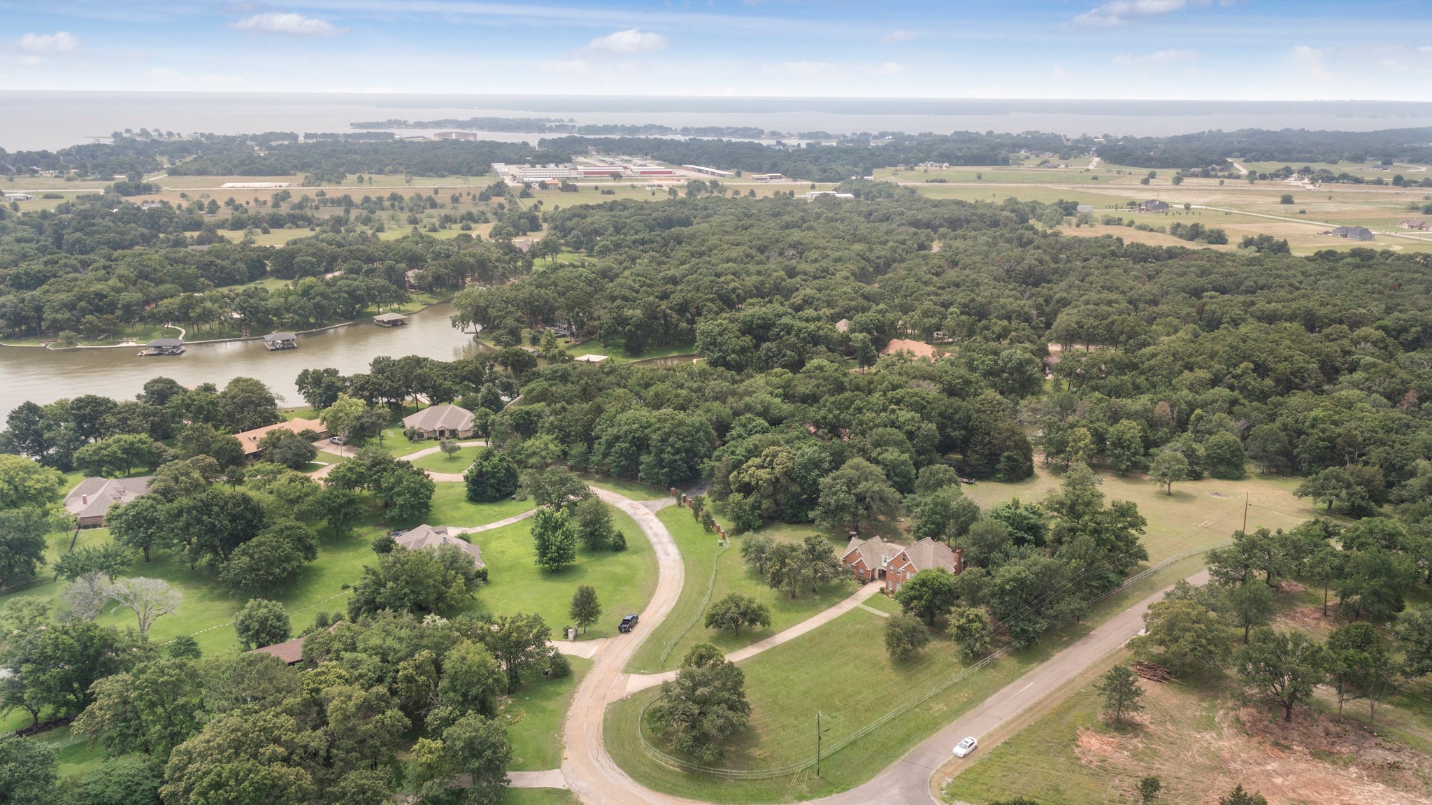 402 Hidden Oaks Lane