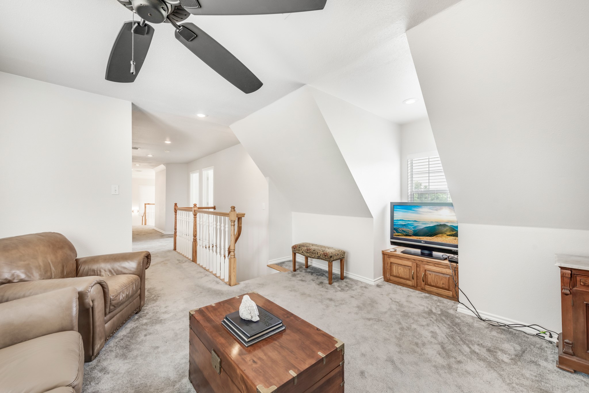402 Hidden Oaks Lane